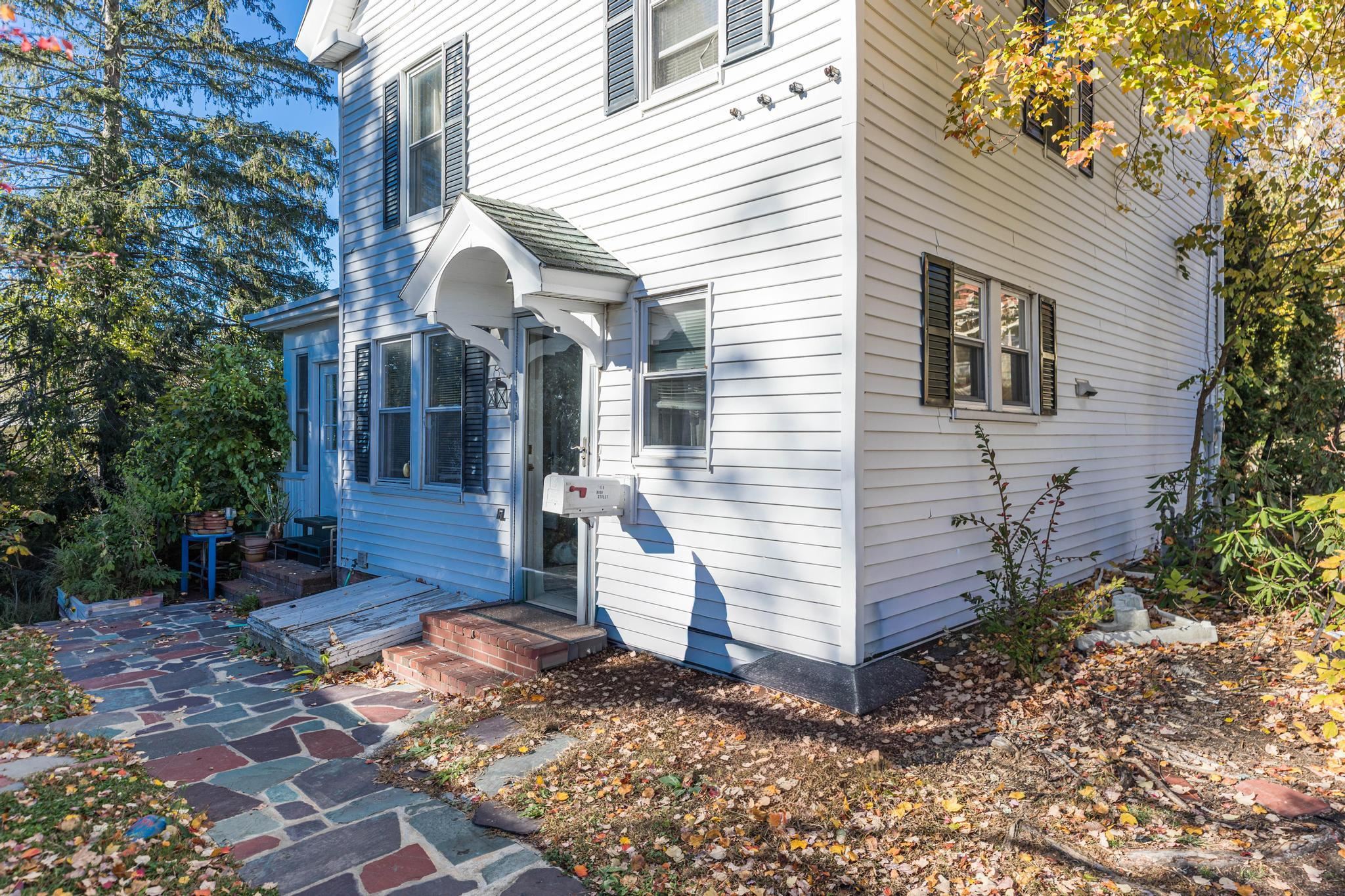 178 High St, Somersworth, NH 03878