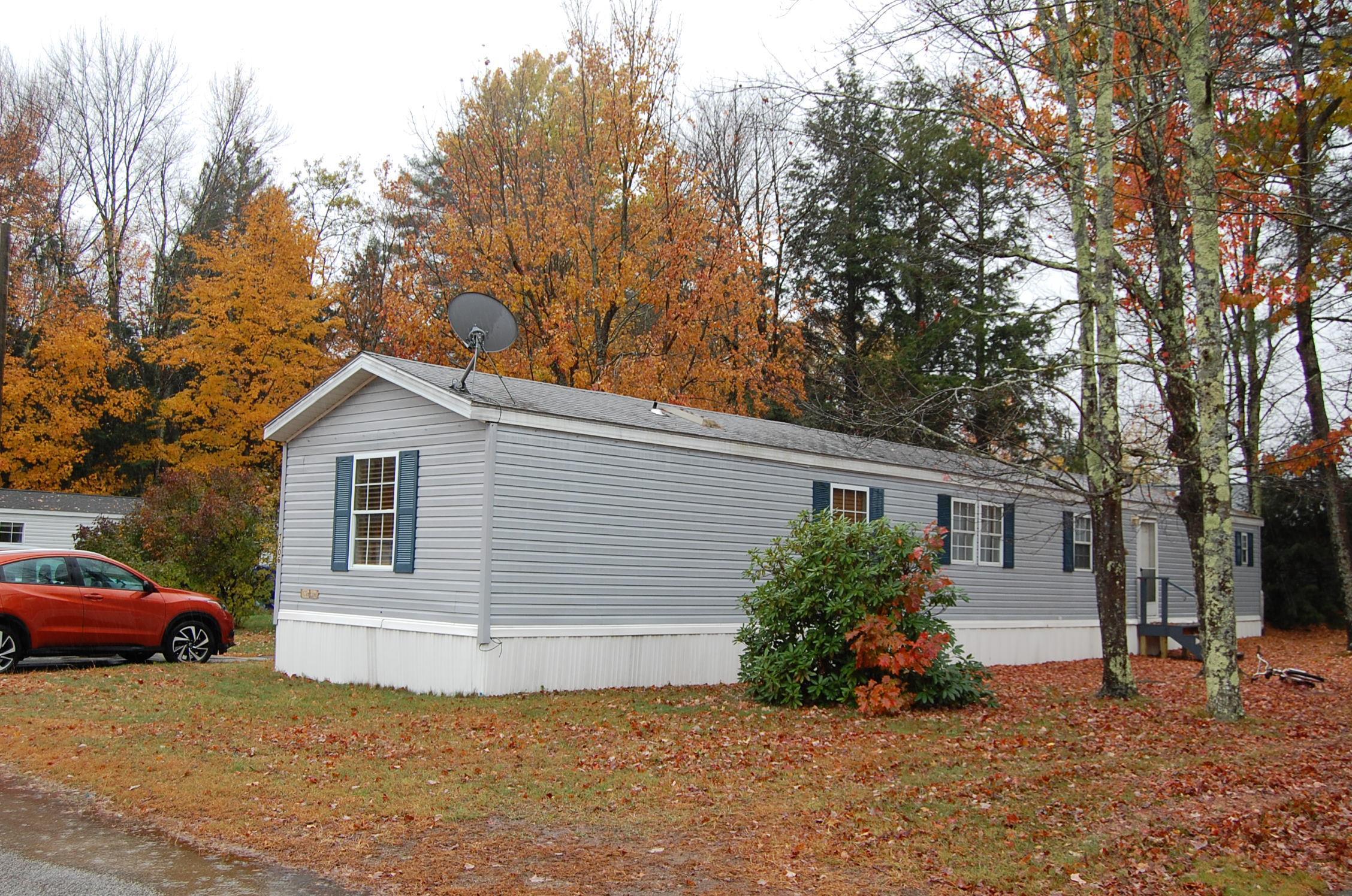 7006 Lake St, Loudon, NH 03307