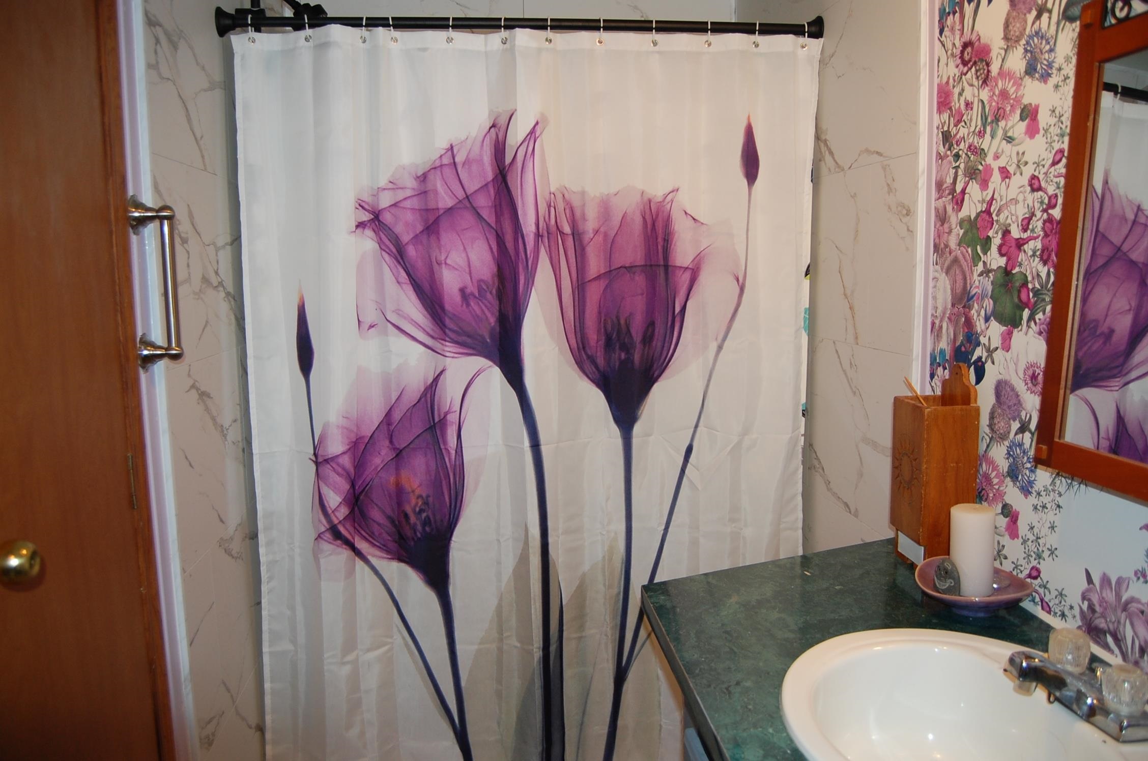 7006 Lake St, Loudon, NH 03307