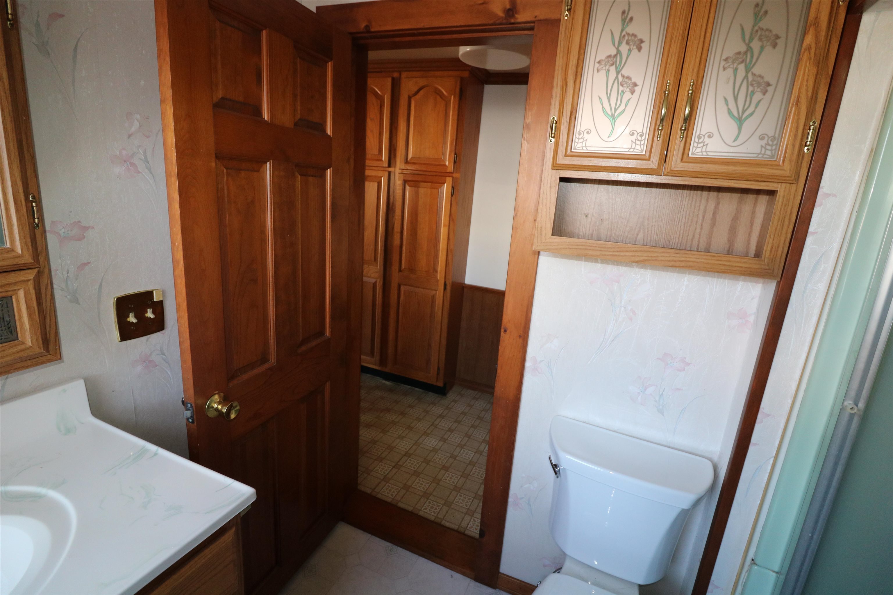 8 Cross St, Jaffrey, NH 03452