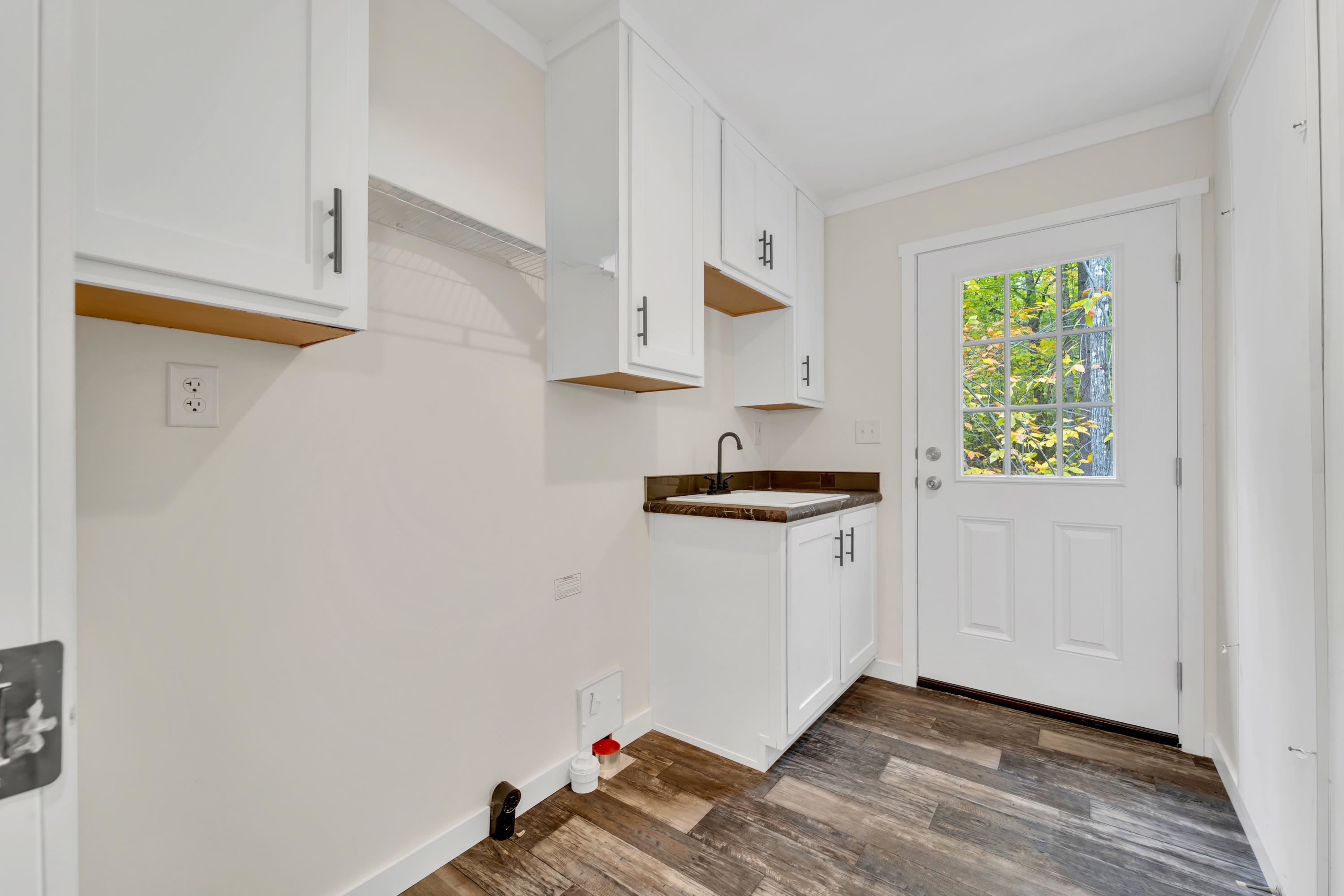 118 Champion Hill Rd, Effingham, NH 03882