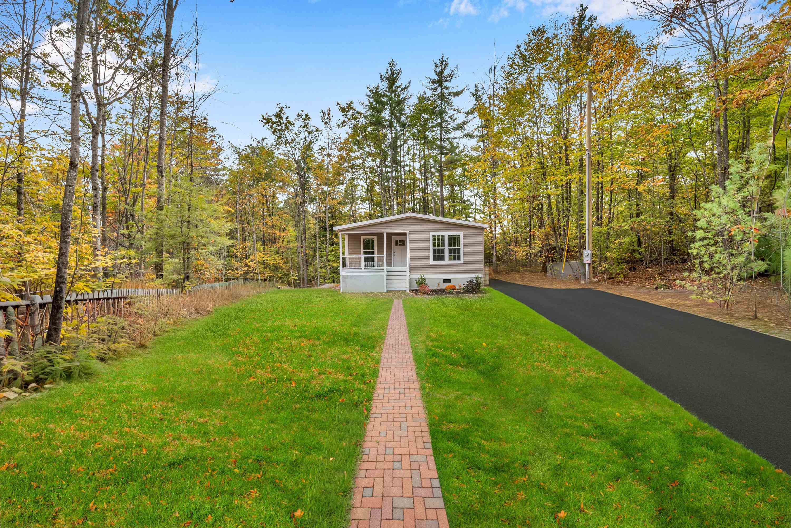 118 Champion Hill Rd, Effingham, NH 03882