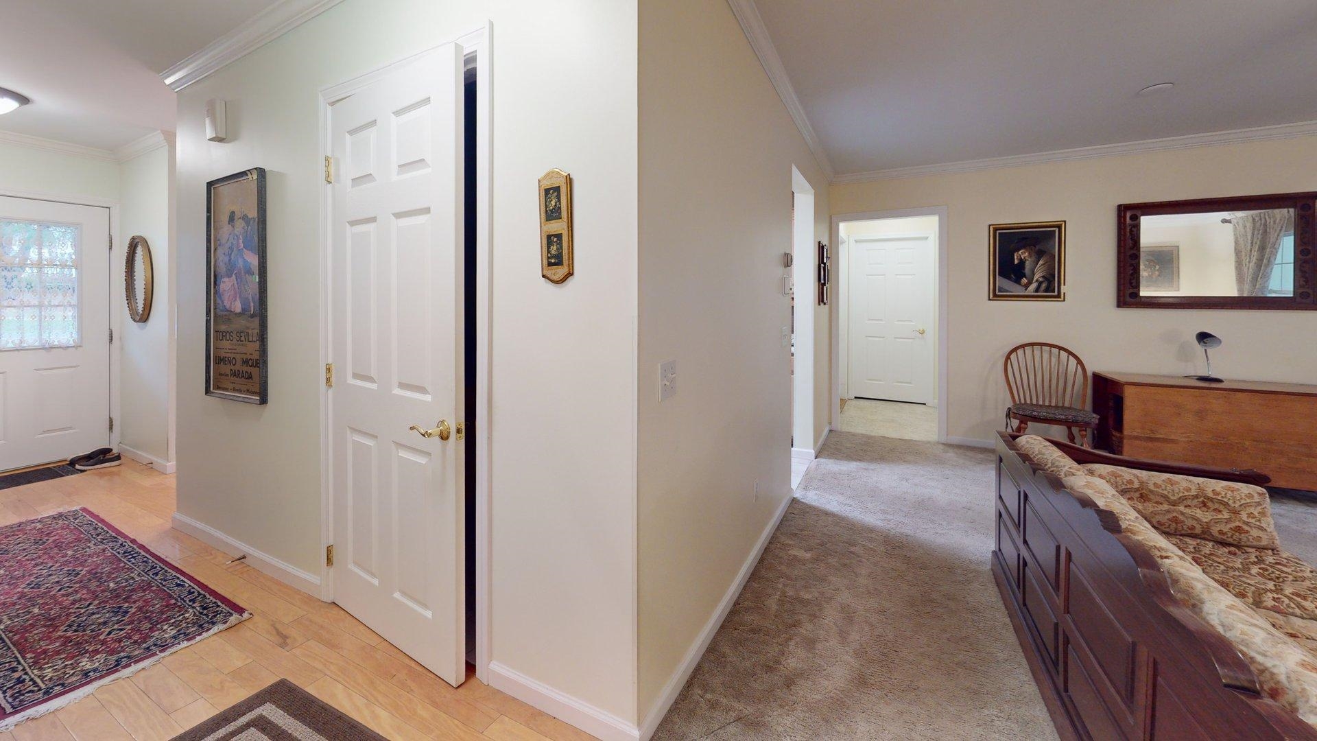 4 Bow Center Rd, Bow, NH 03304