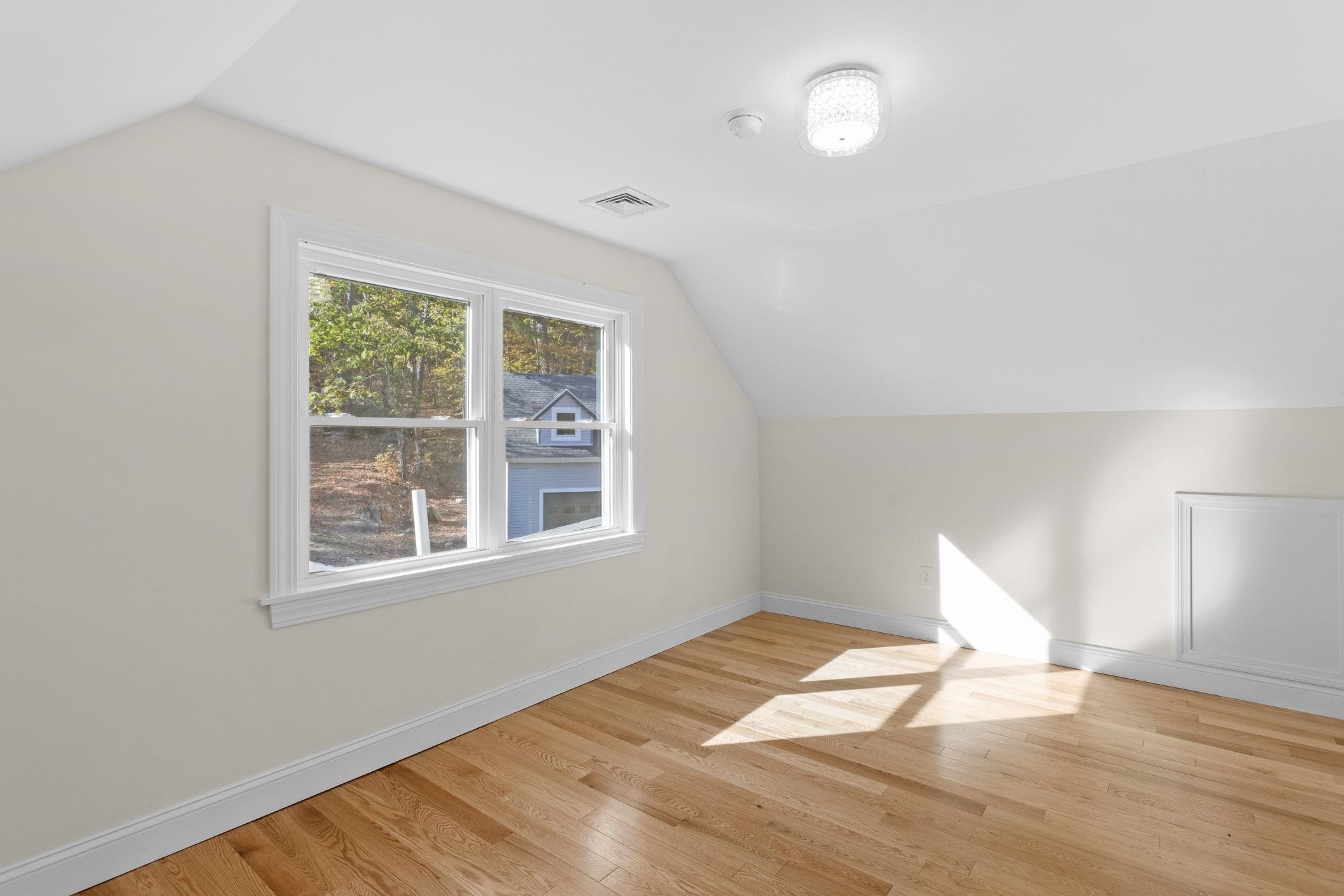 156 Access Rd, Wakefield, NH 03872