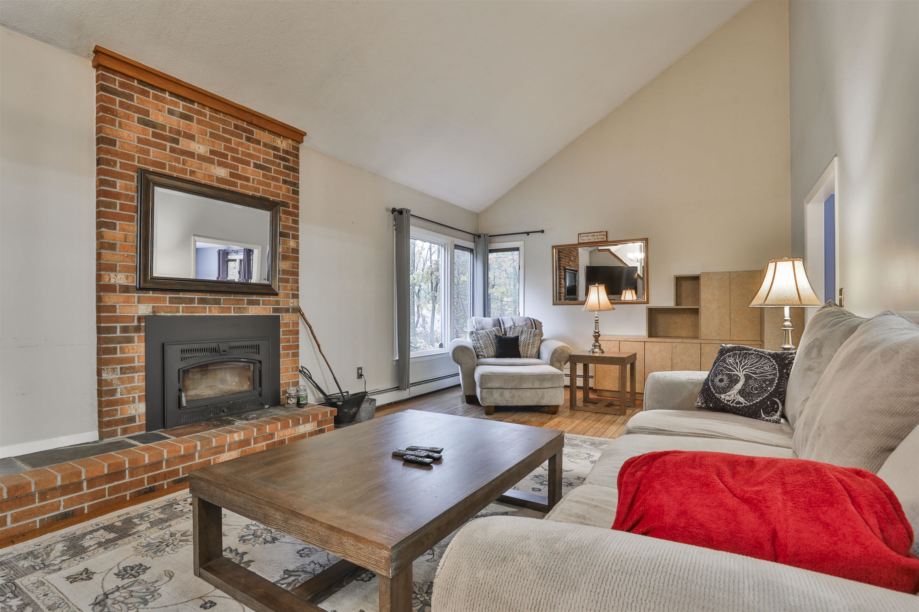 Photo of 11 Teloian Drive Hudson NH 03051