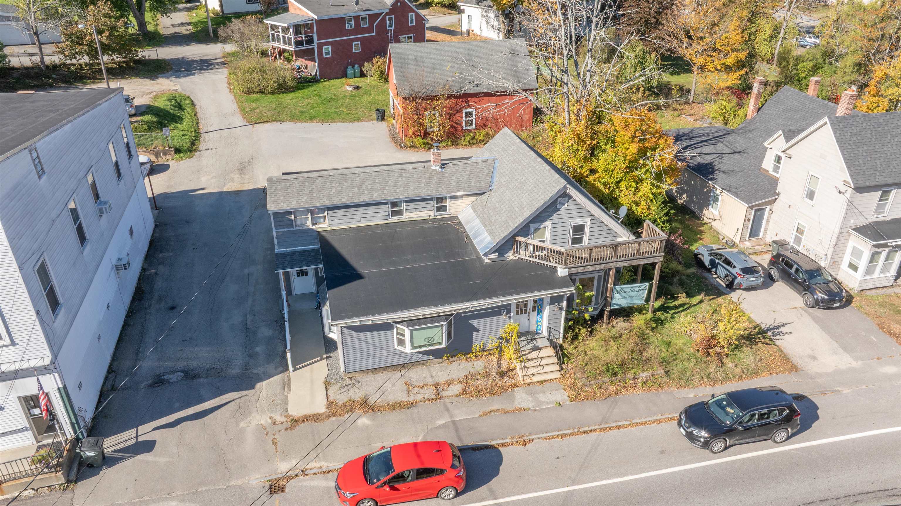 11 Main St, Greenville, NH 03048