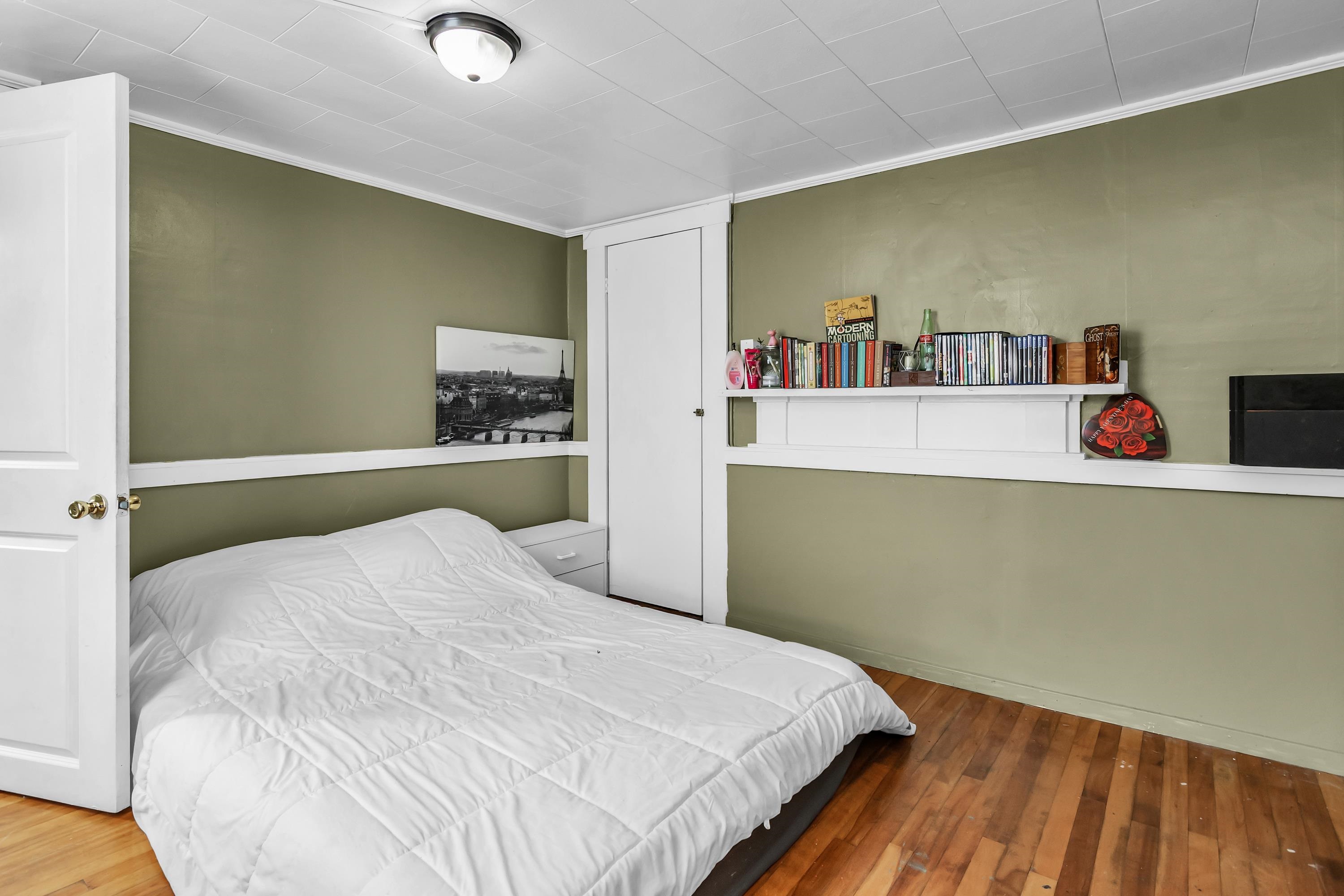 25 Main St, Greenville, NH 03048