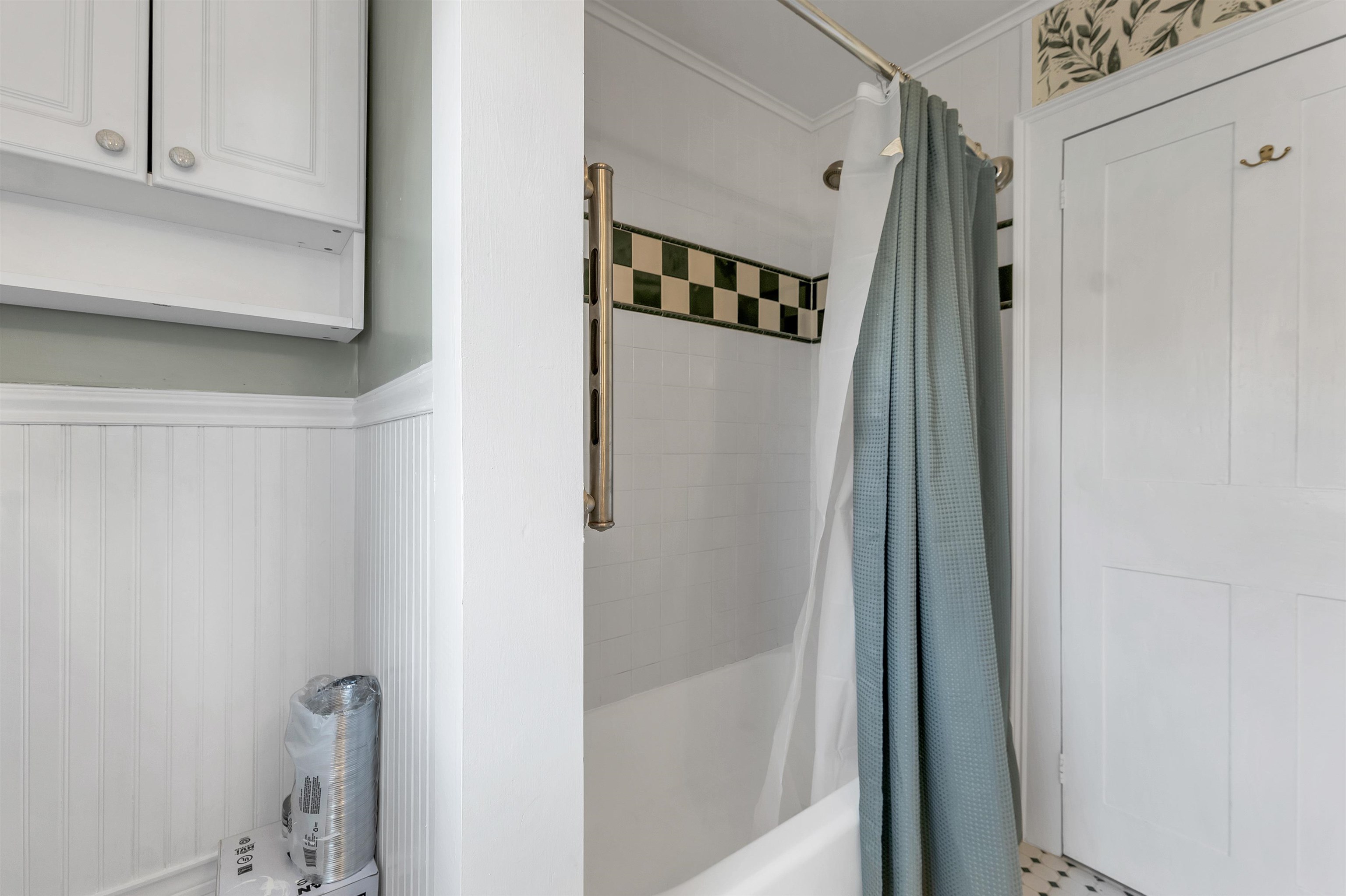 9 Reservoir Rd, Deering, NH 03244