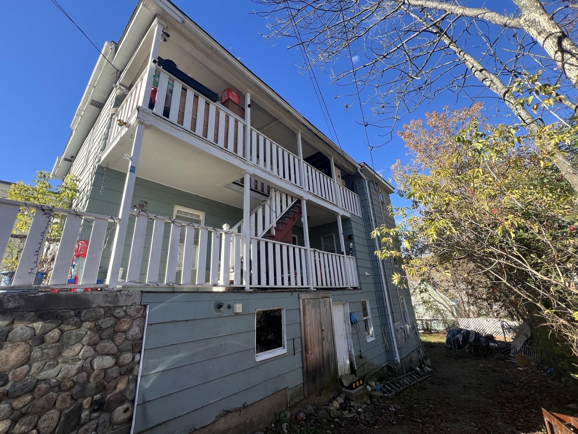 531 hillsboro Street, Berlin, NH photo 2