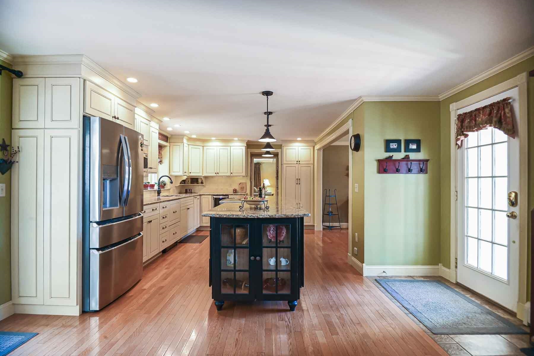 142 Haverhill Rd, East Kingston, NH 03827