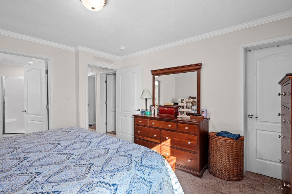 2 Adder Ln, Seabrook, NH 03874-4039