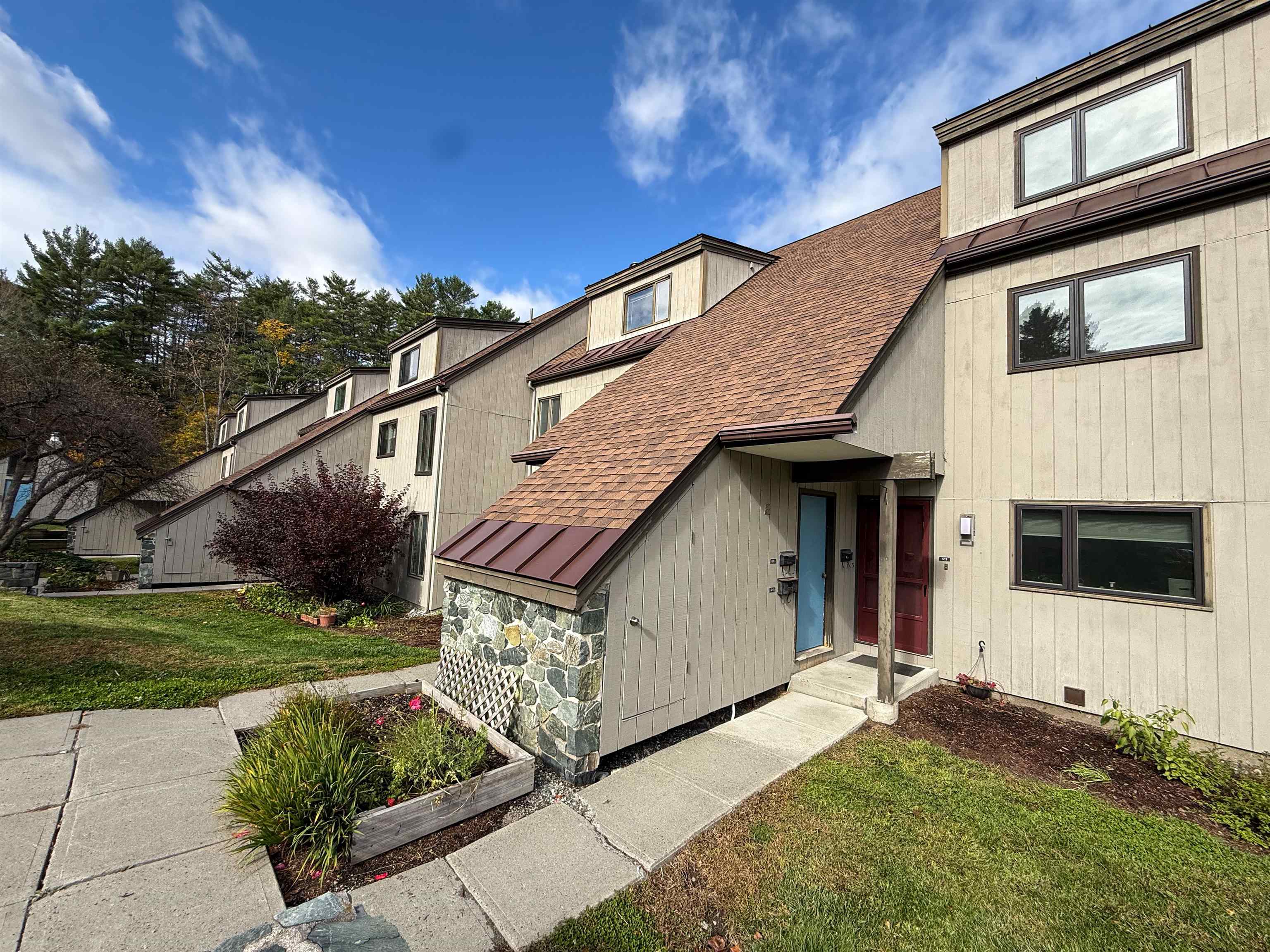 126 Brook Hl, Hanover, NH 03755