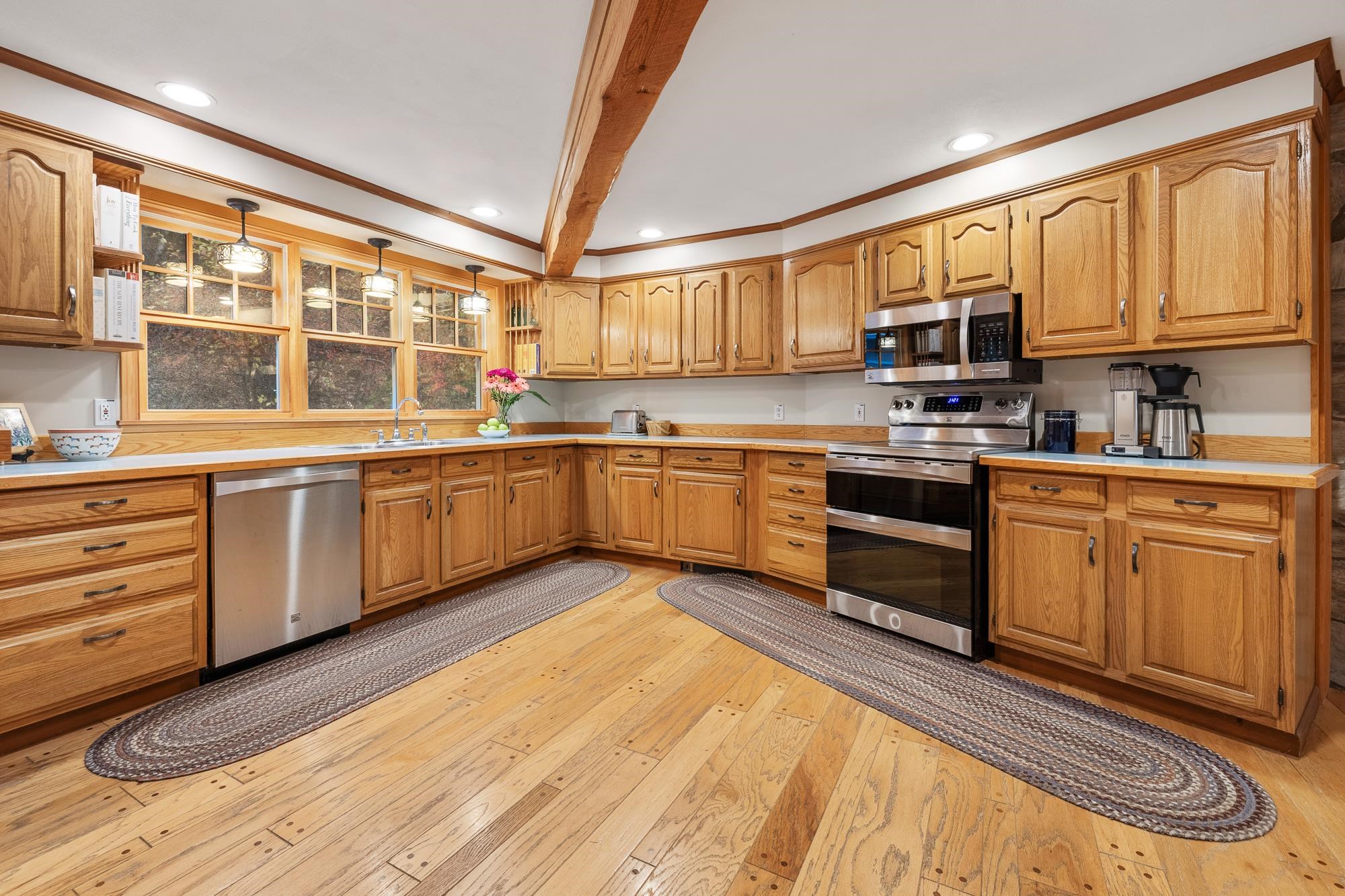 233 Route 10 , Piermont, NH 03779