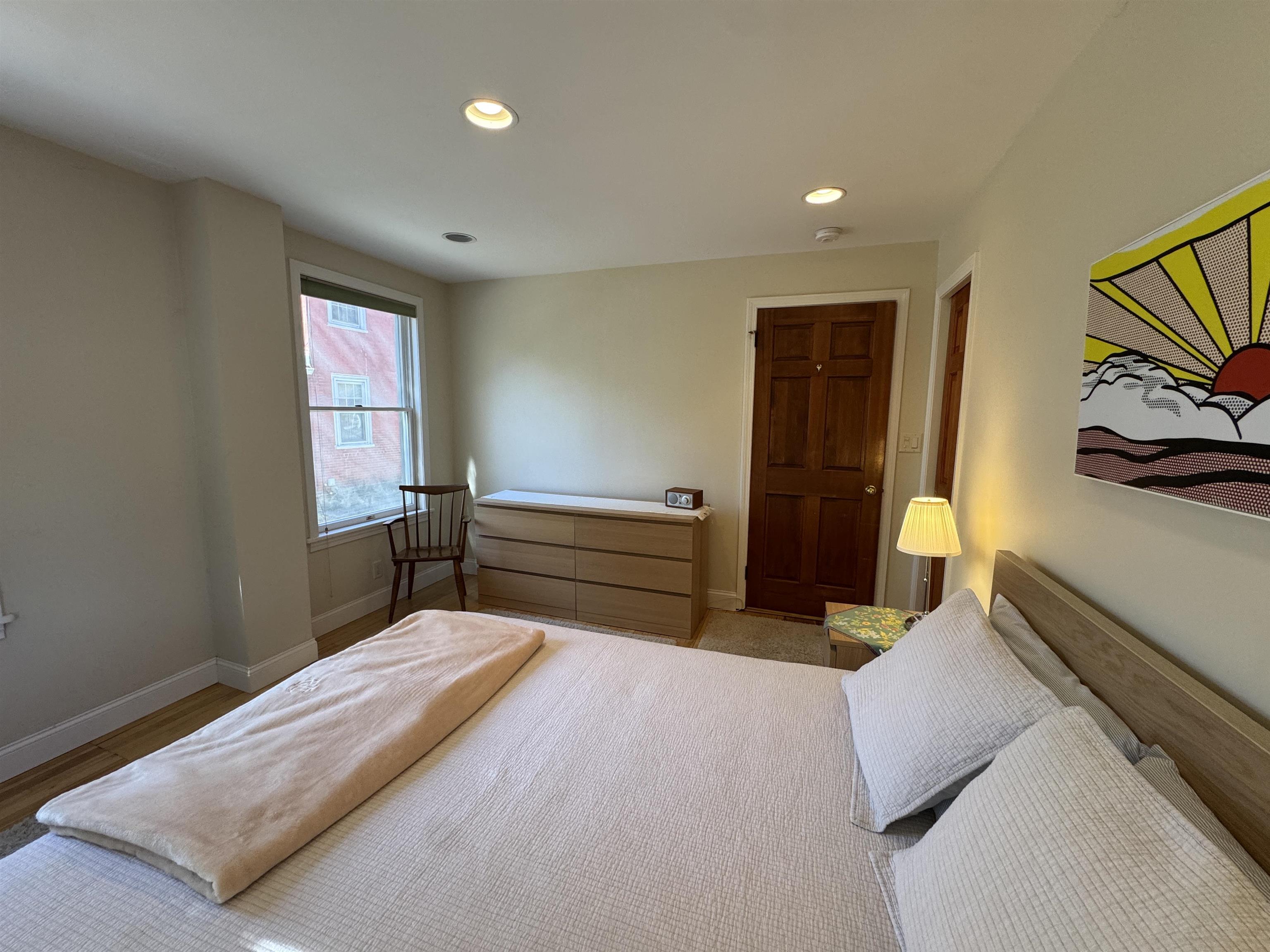 Room feels spacious