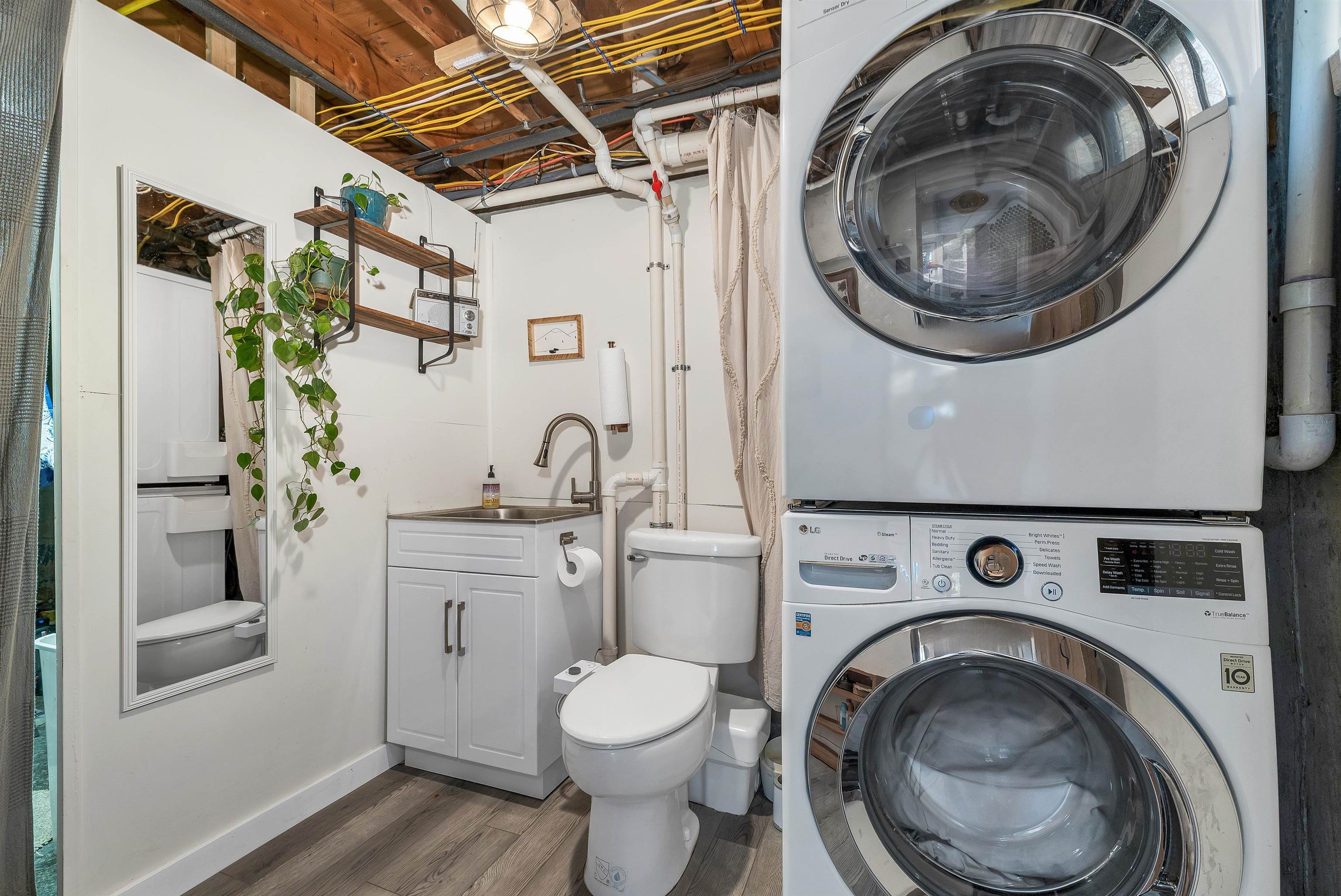 26 Chalet Dr, Gilford, NH 03249