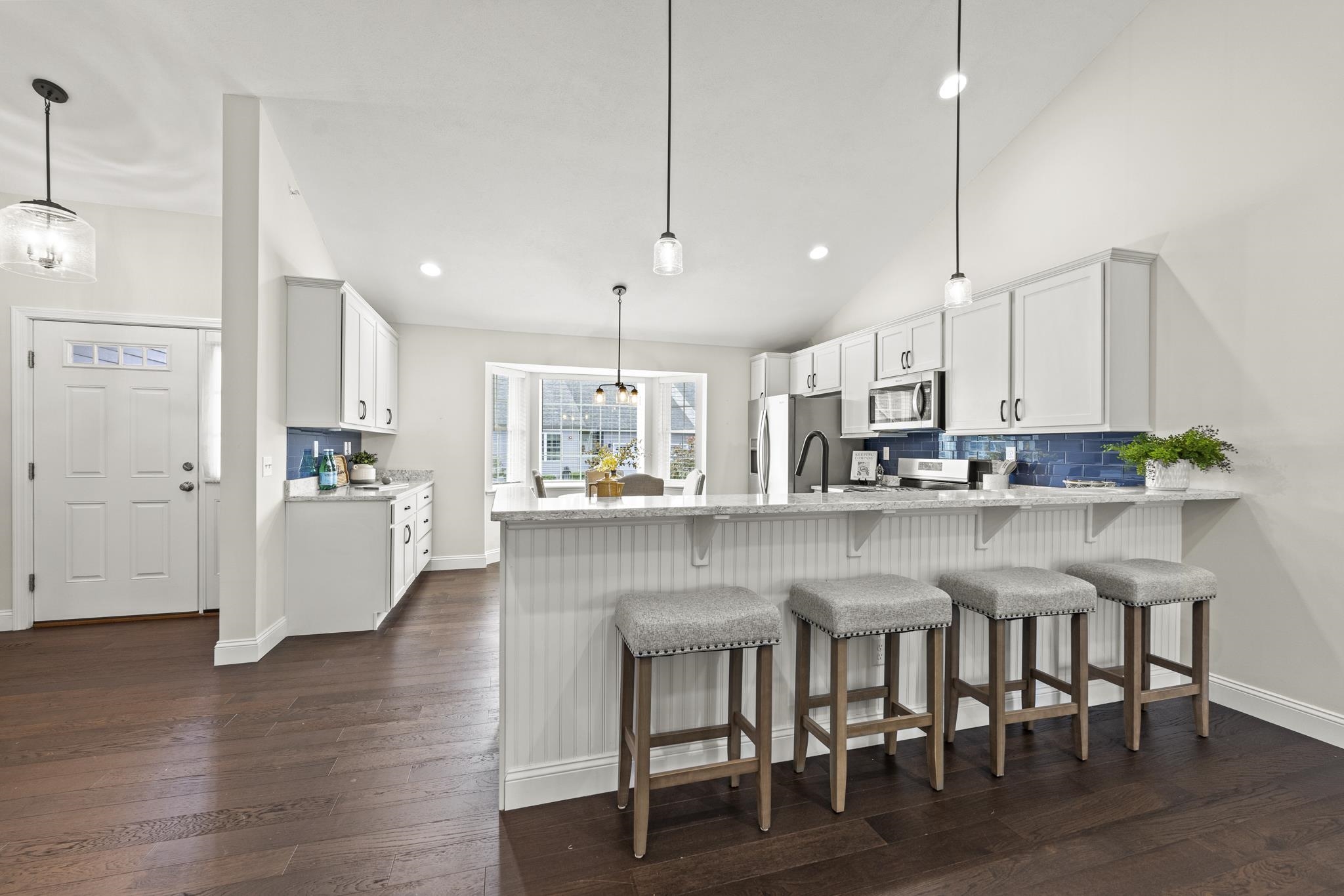 1 Remington Dr, Hampstead, NH 03826