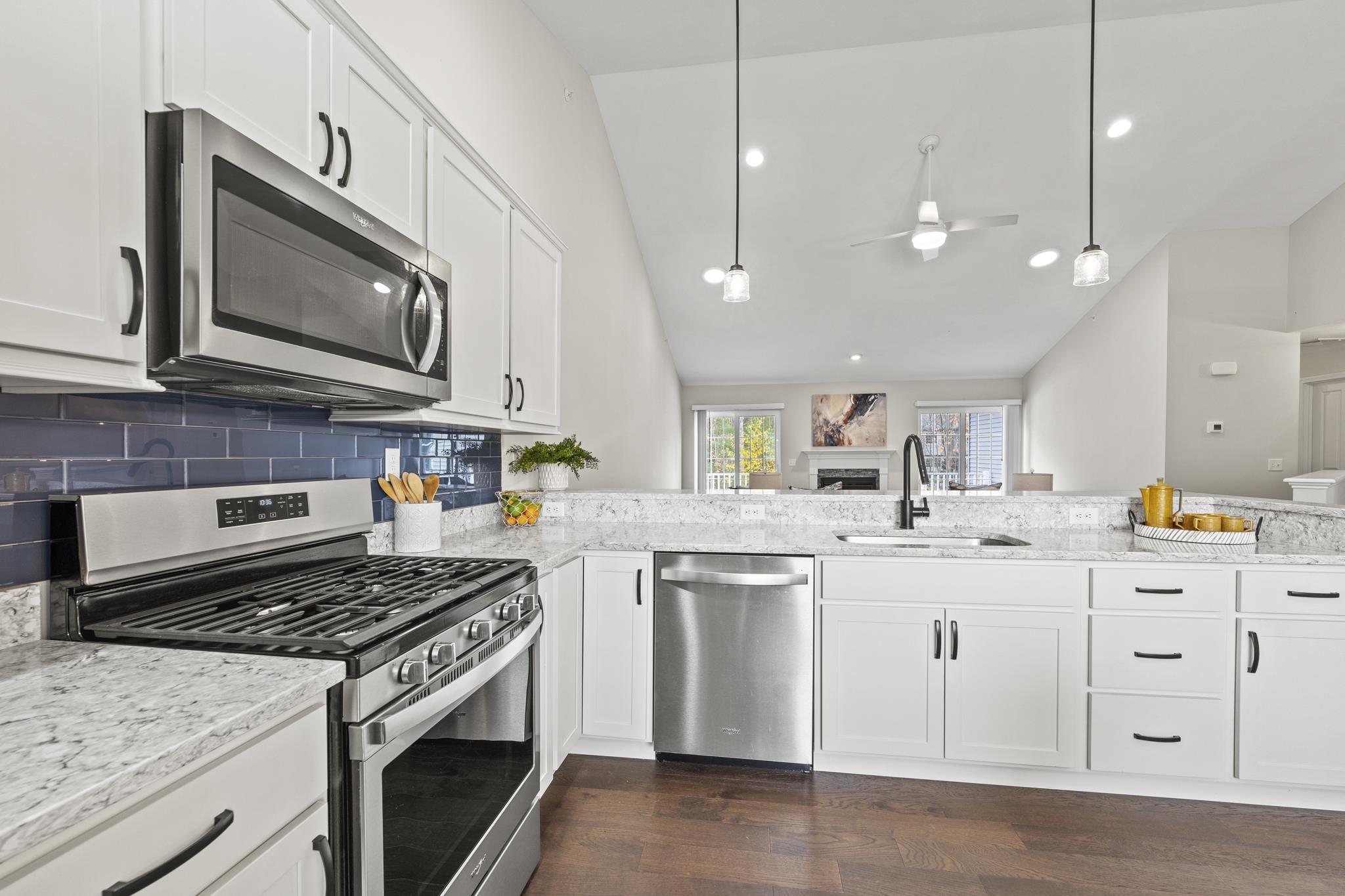 1 Remington Dr, Hampstead, NH 03826