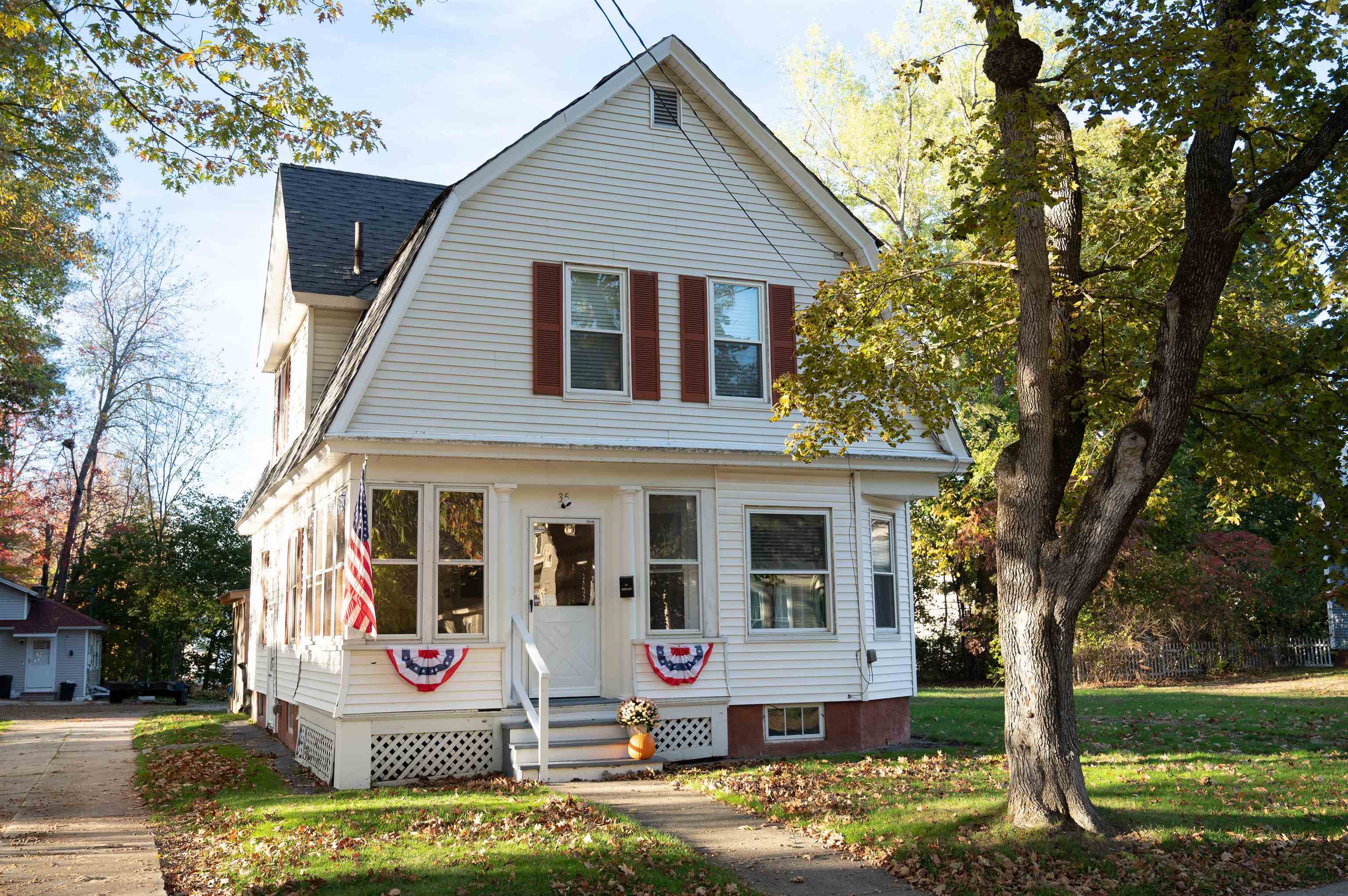 CLAREMONT NH&nbsp;Homes for sale