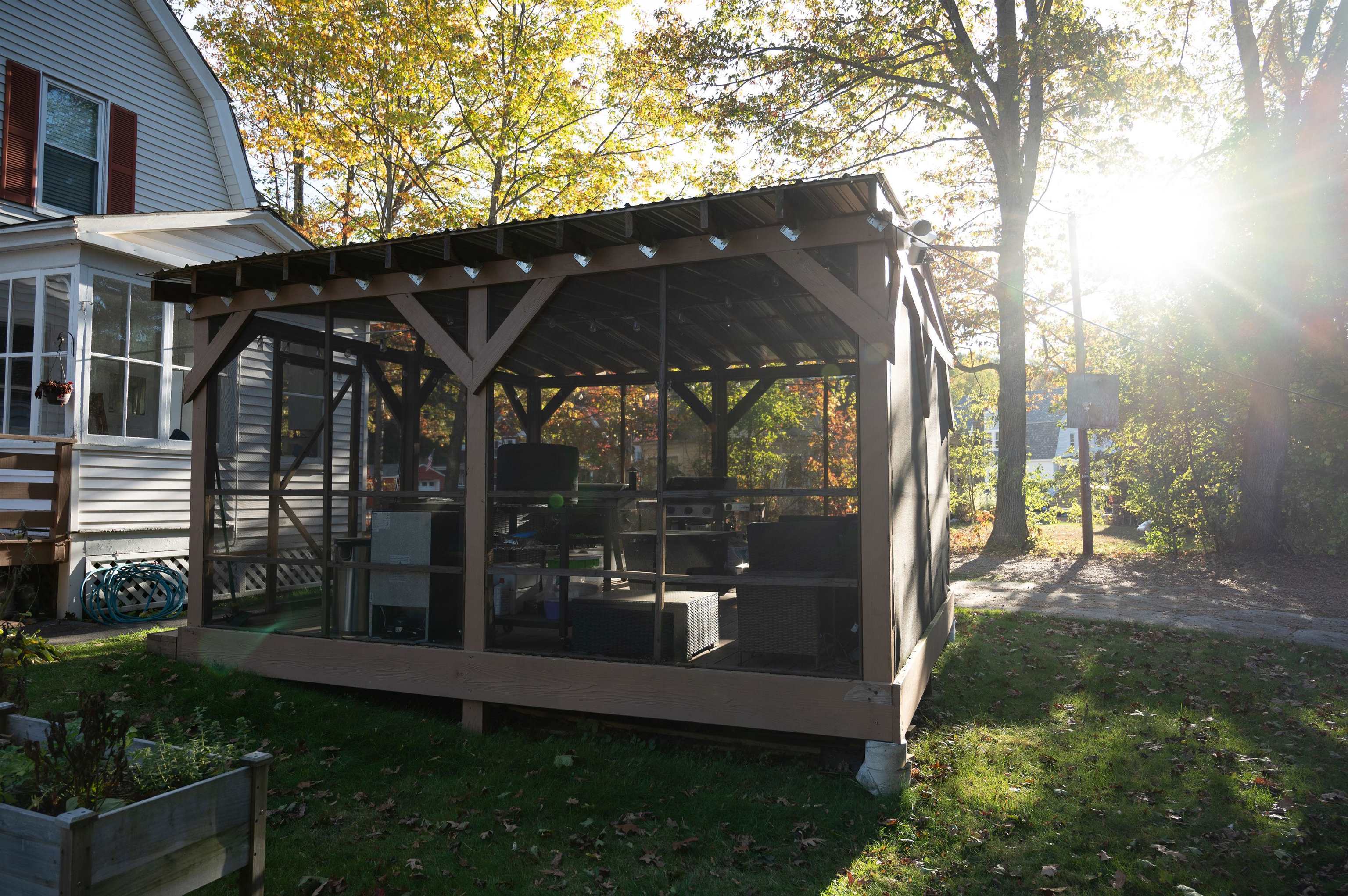 35 Woodland St, Claremont, NH 03743