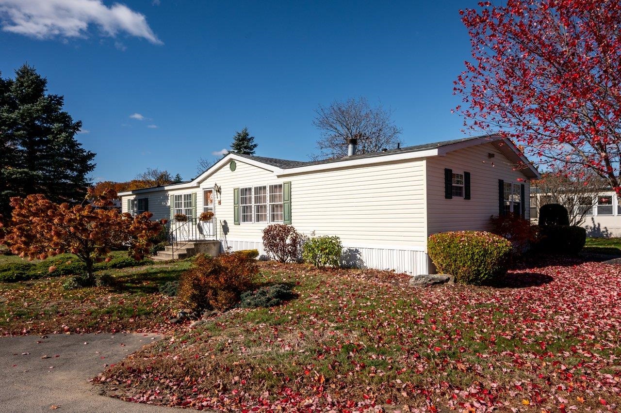 16 Nashoba Dr, Rochester, NH 03867