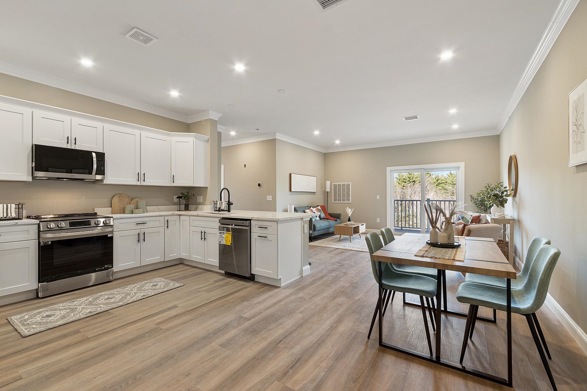 10100 S Willow St #101, Manchester, NH 03103