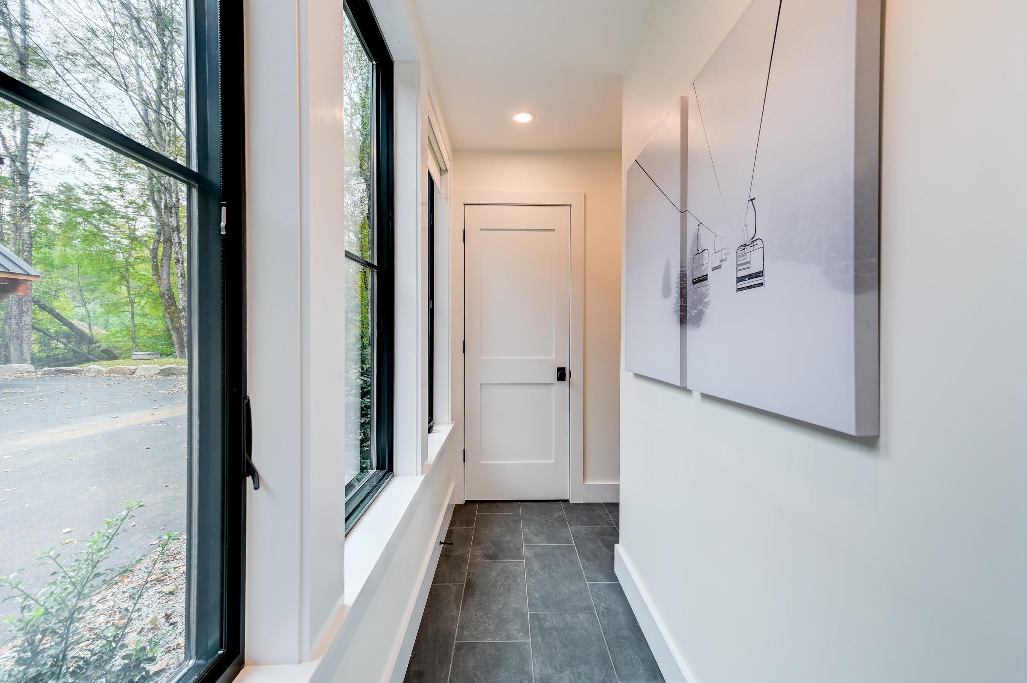 137 Skimobile Rd, Conway, NH 03860