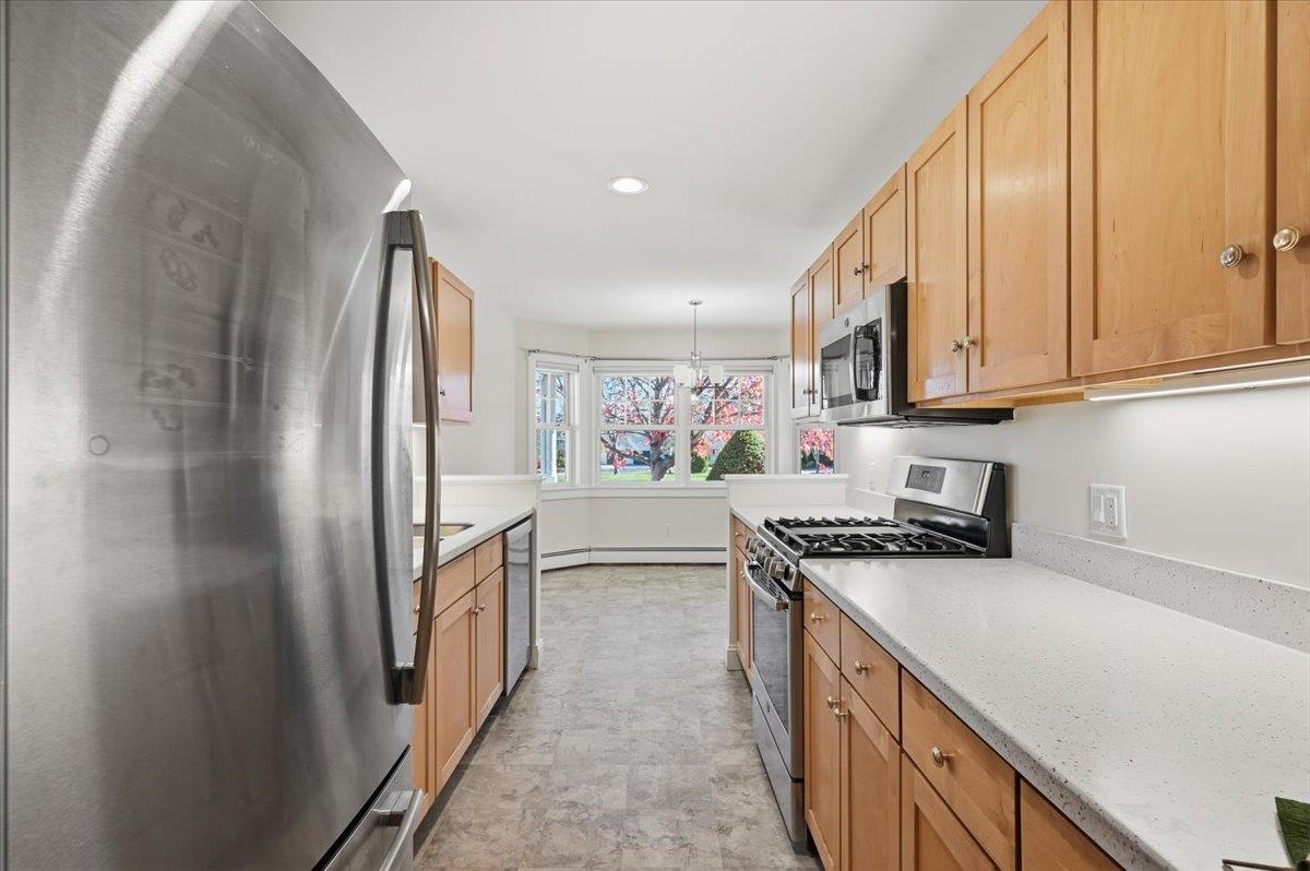 Homes for sale in Williston, VT | 156 Commons Rd, Williston, VT 05495 | MLS# 5067897