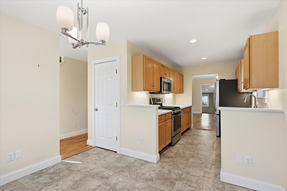 Homes for sale in Williston, VT | 156 Commons Rd, Williston, VT 05495 | MLS# 5067897