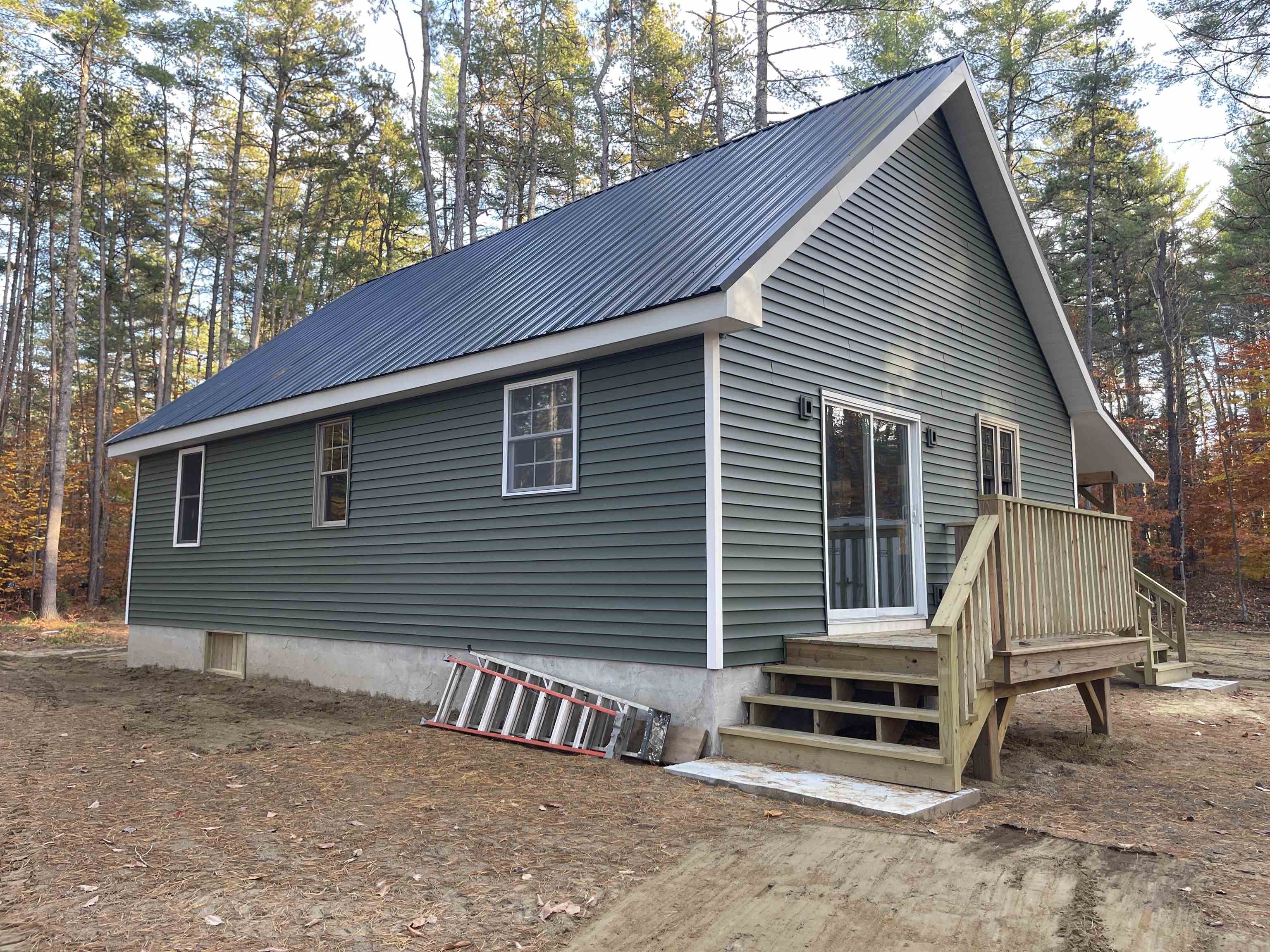 23 Poco Dr, Tamworth, NH 03886
