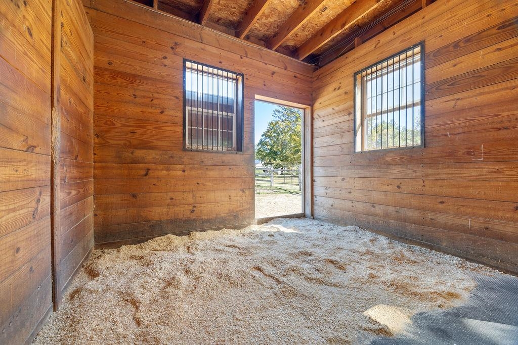 337 Middle Rd, Brentwood, NH 03833