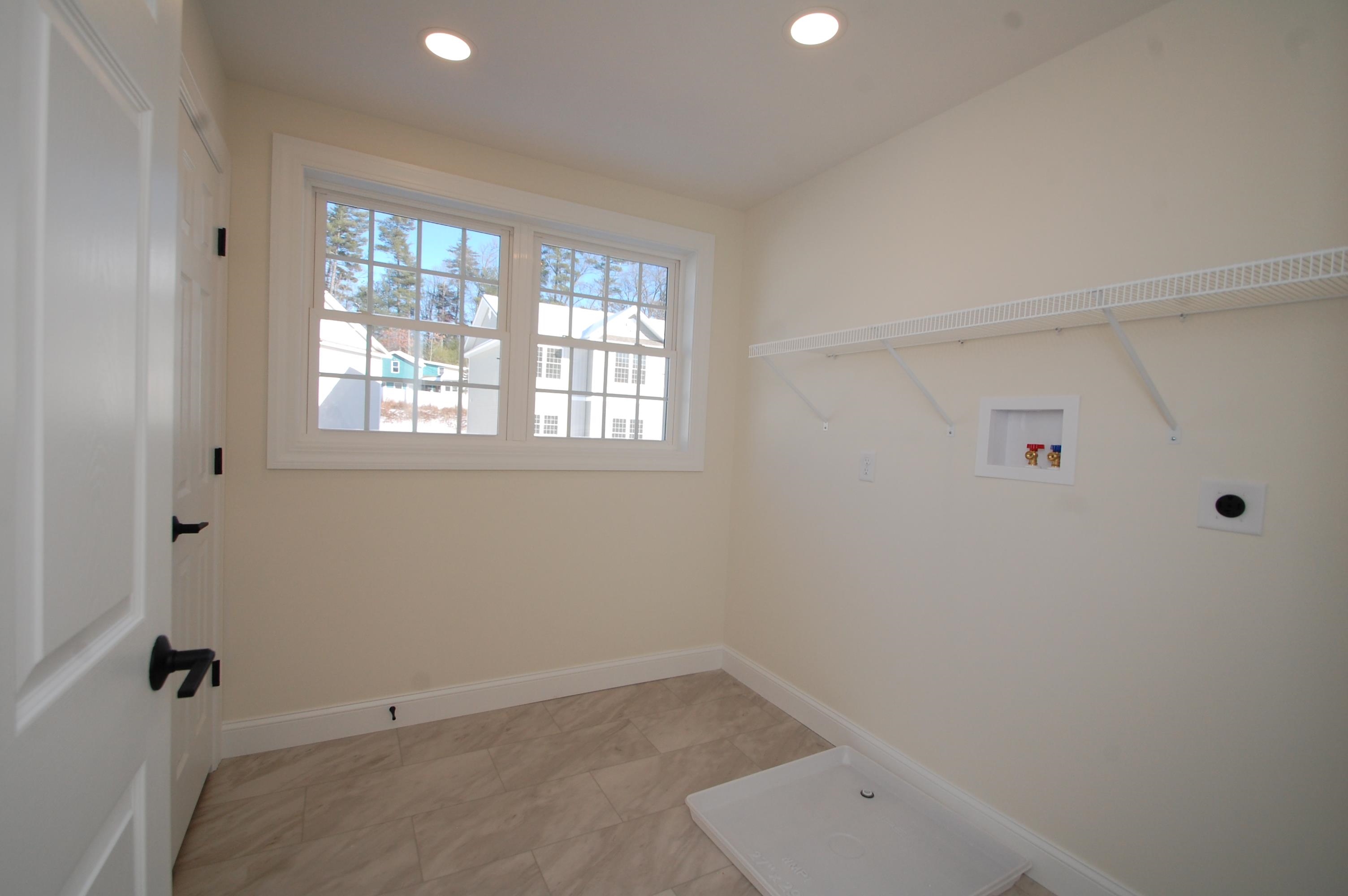 3A Dearborn Cir, Goffstown, NH 03045