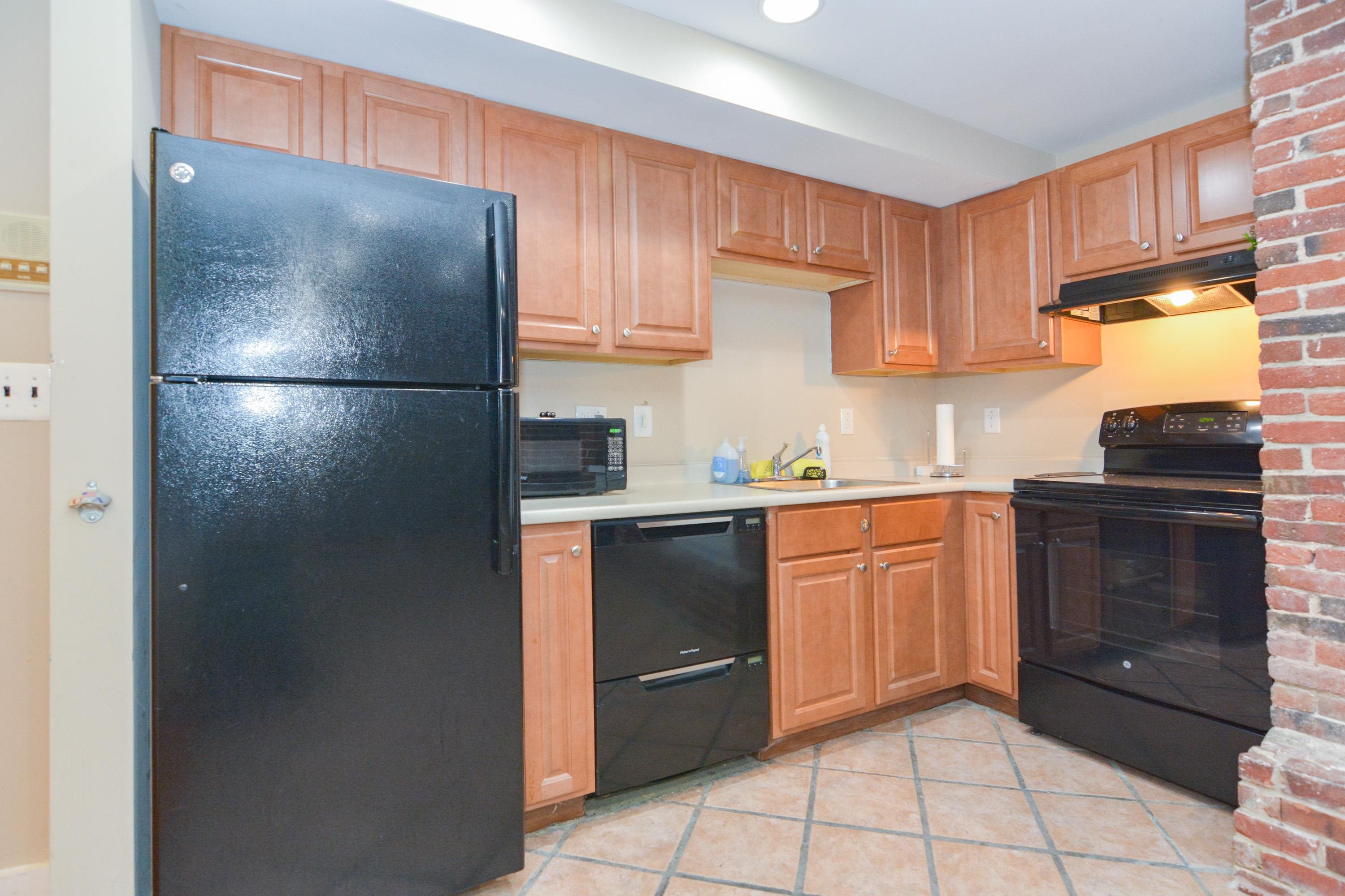 125 W Merrimack St, Manchester, NH 03101