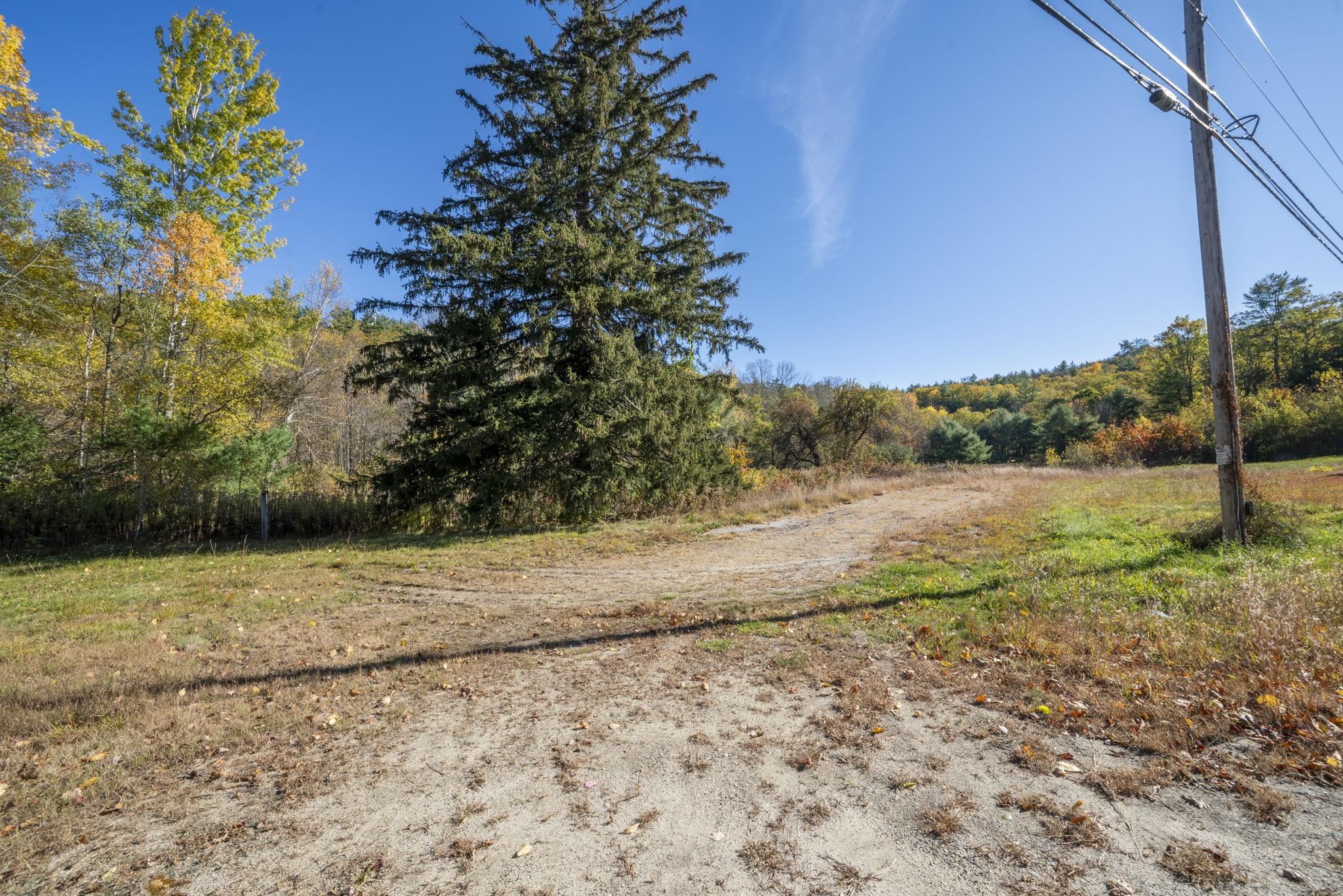 126 Monadnock Hw, Marlborough, NH 03455