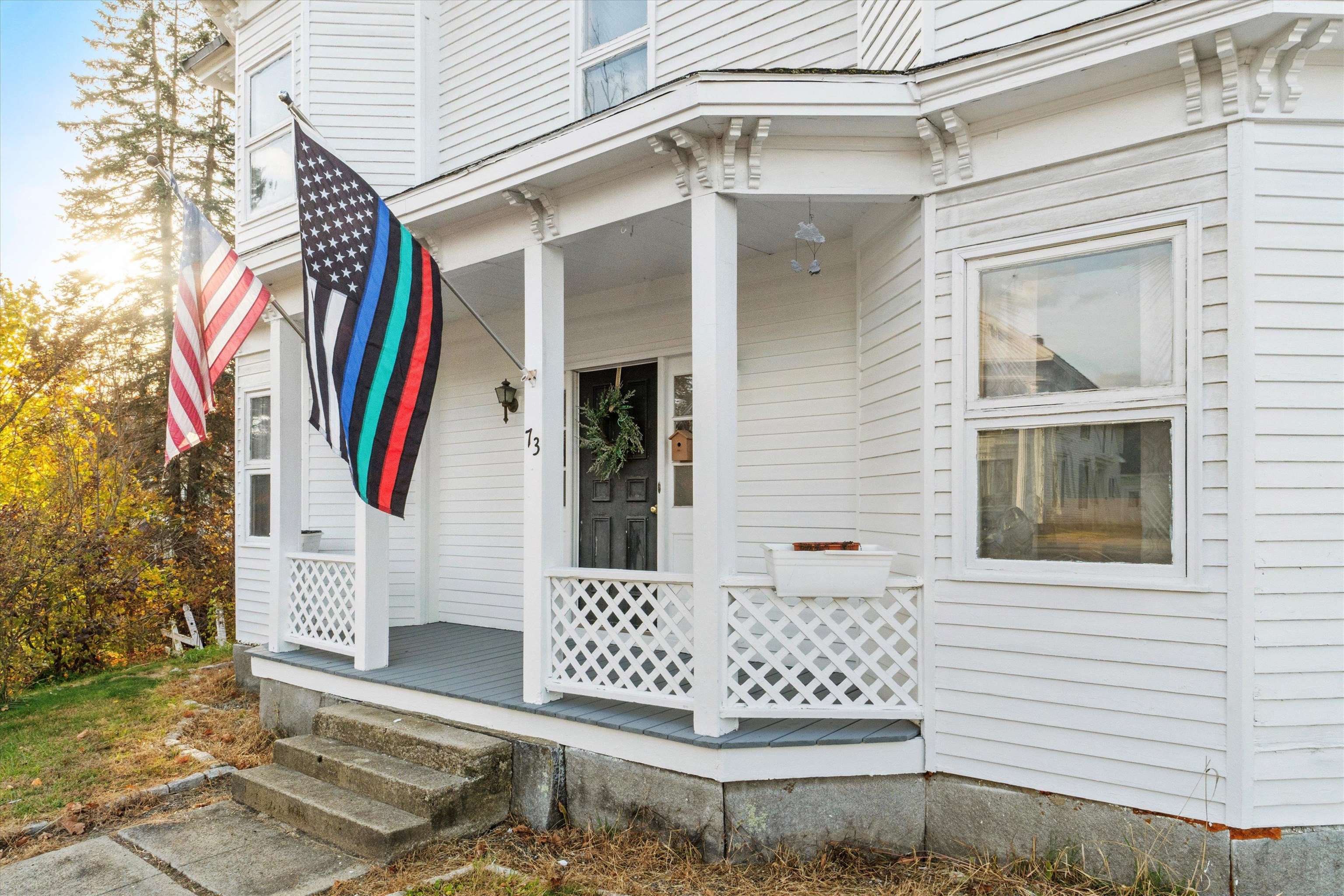 73 W Main St, Hillsborough, NH 03244