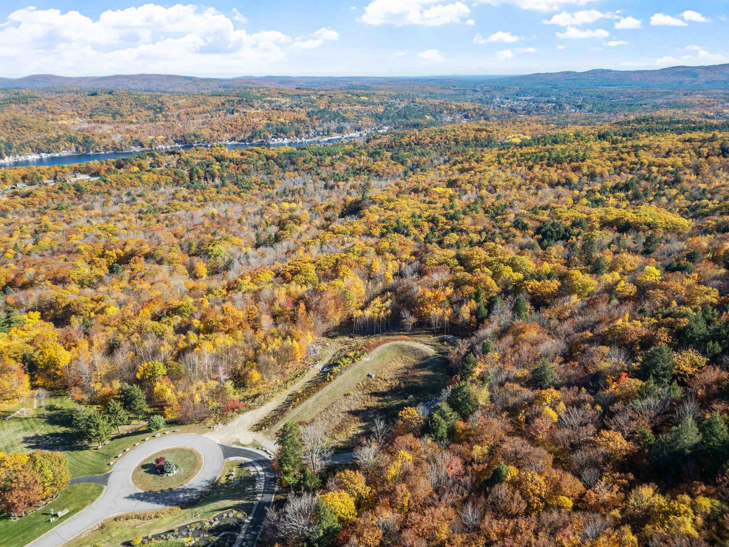 11/13/A High Point Drive — photo 2