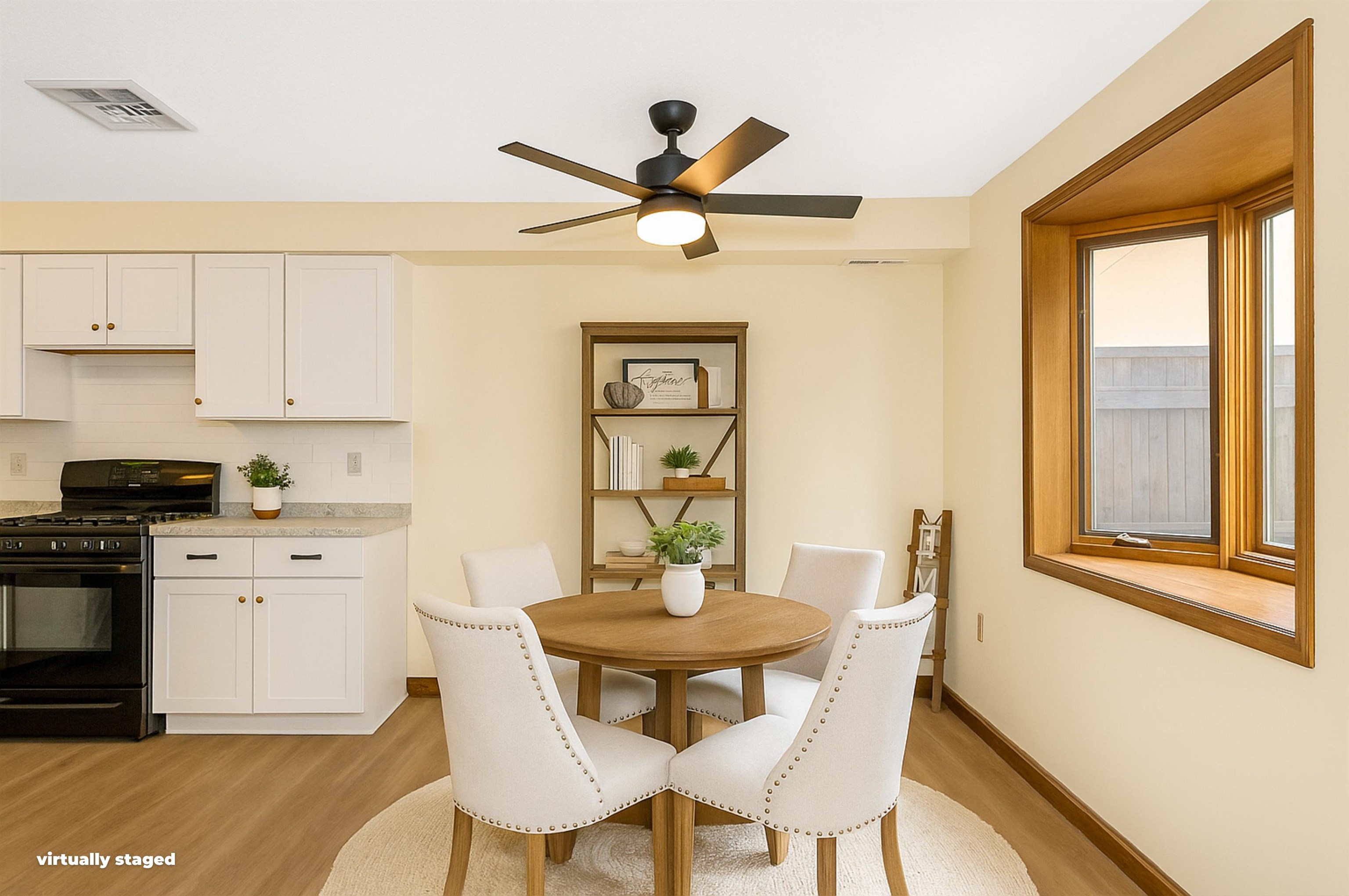 201 Millwright Dr, Nashua, NH 03063