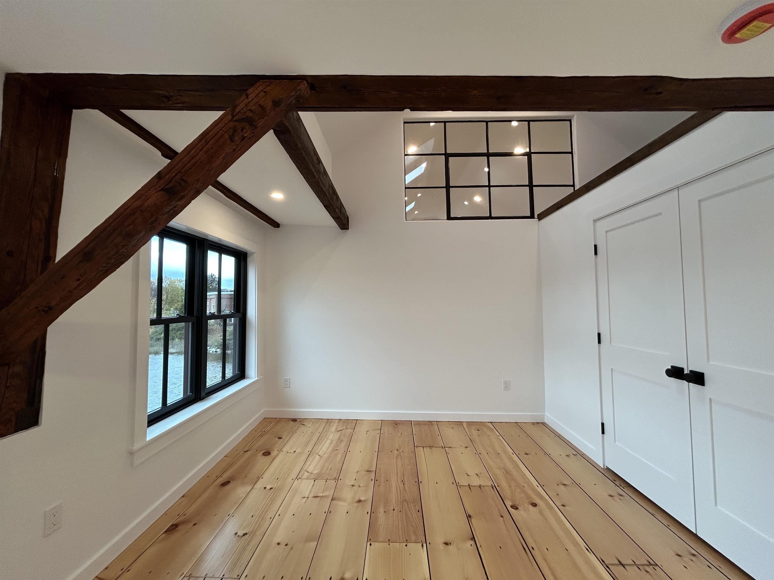 10 String Bridge, Exeter, NH 03833