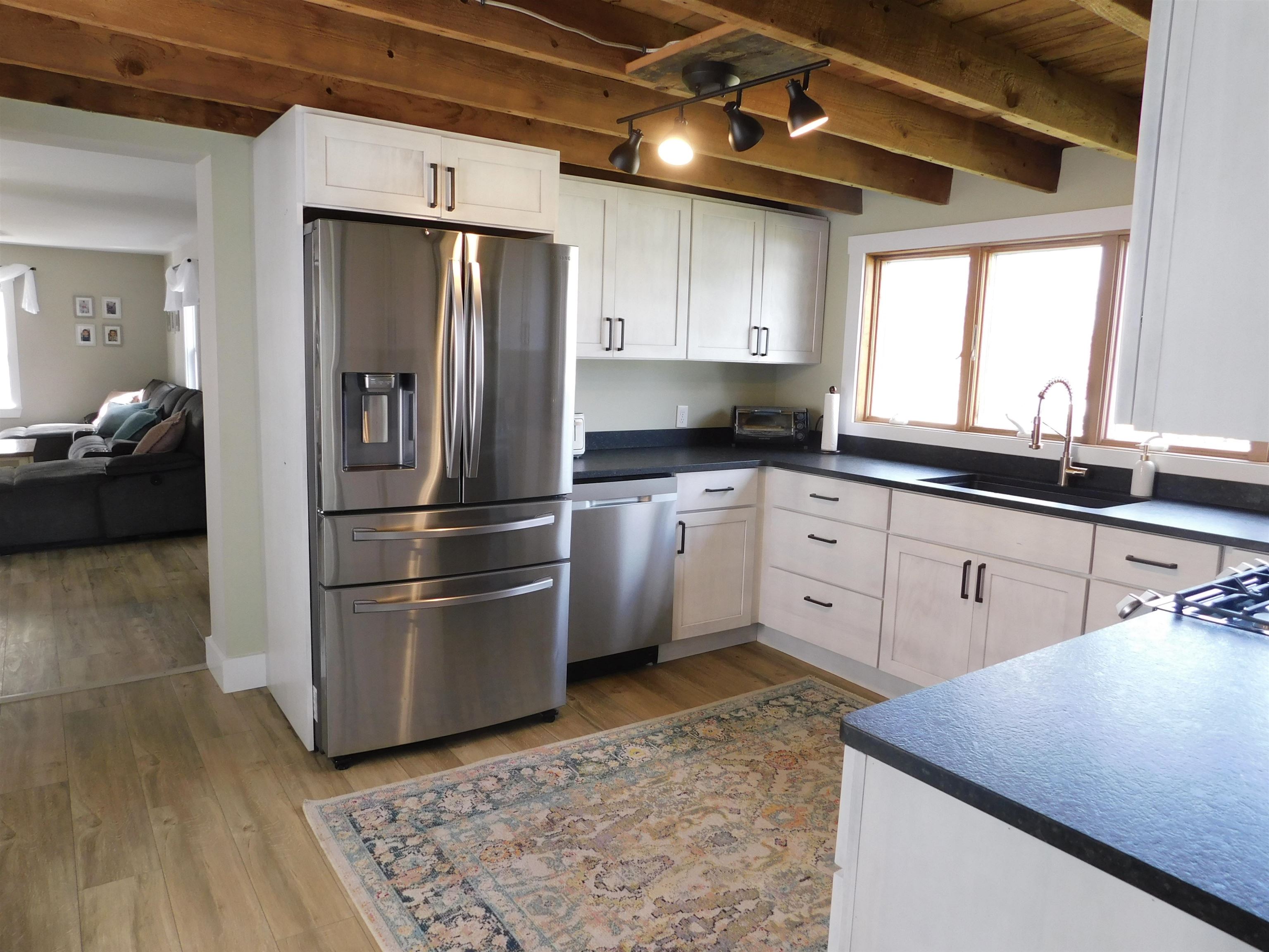 39 Rines Rd, Wakefield, NH 03872