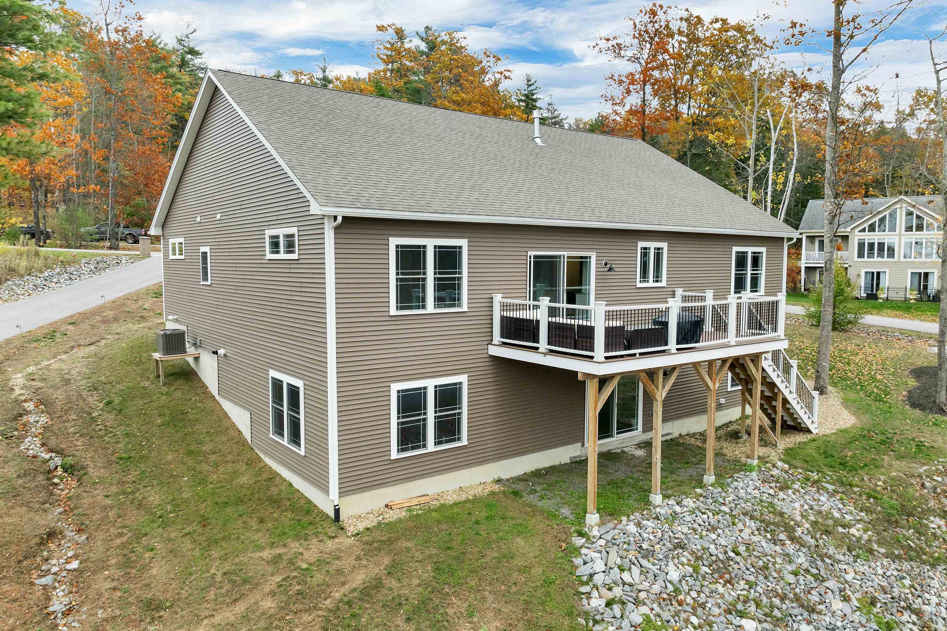 10 Echo Ln, Laconia, NH 03246
