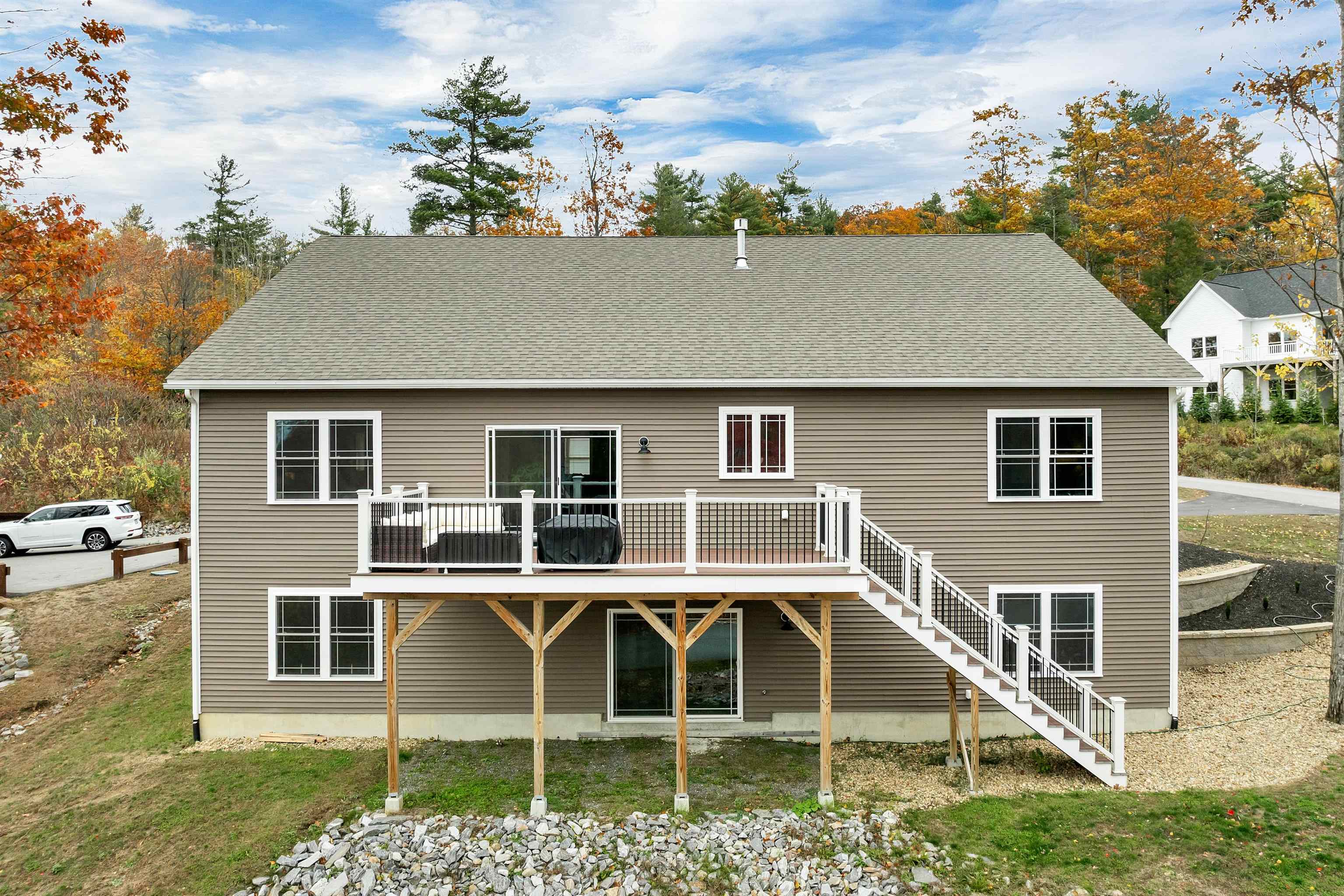 10 Echo Ln, Laconia, NH 03246
