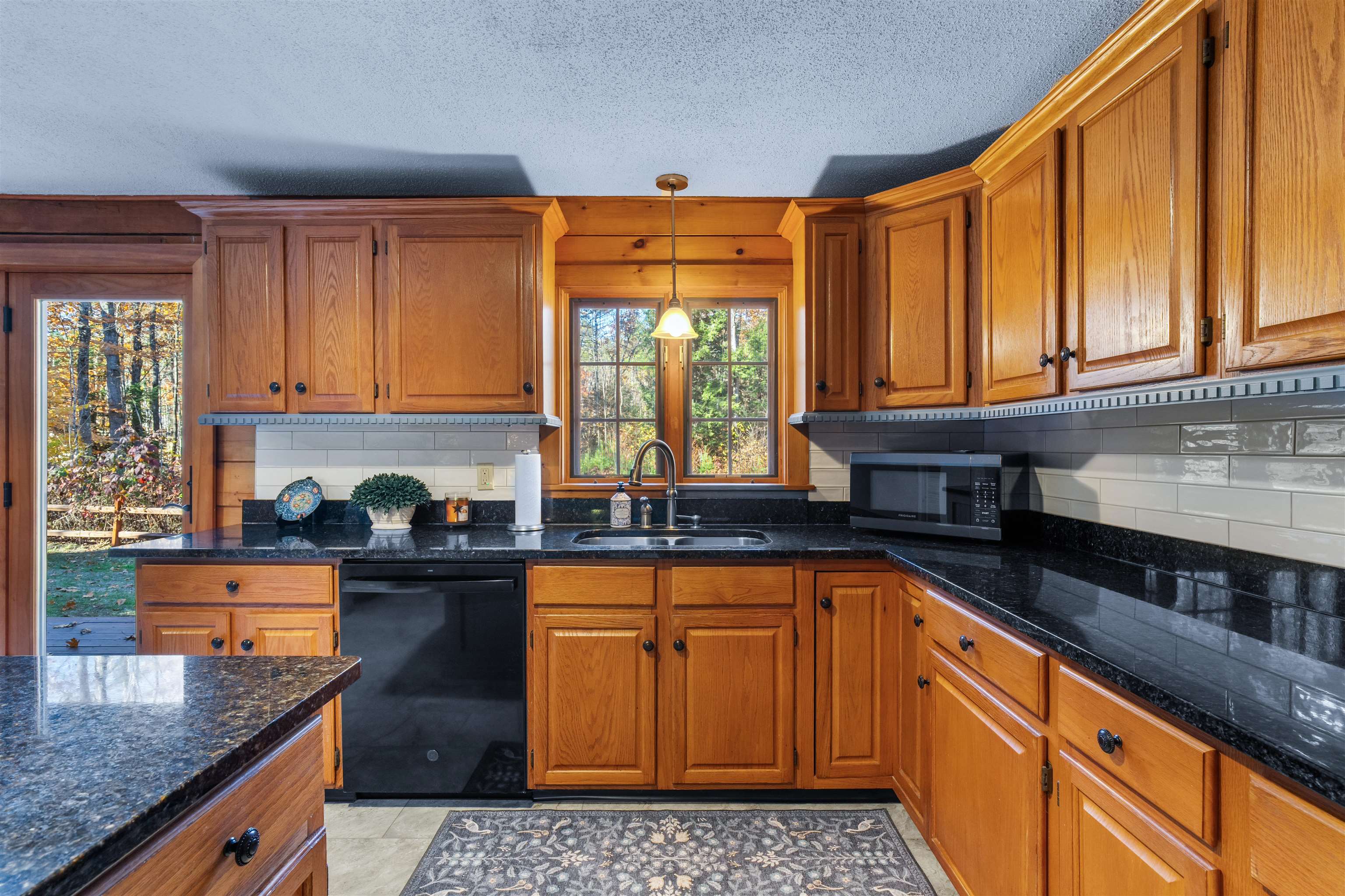 70 River St, Bartlett, NH 03812