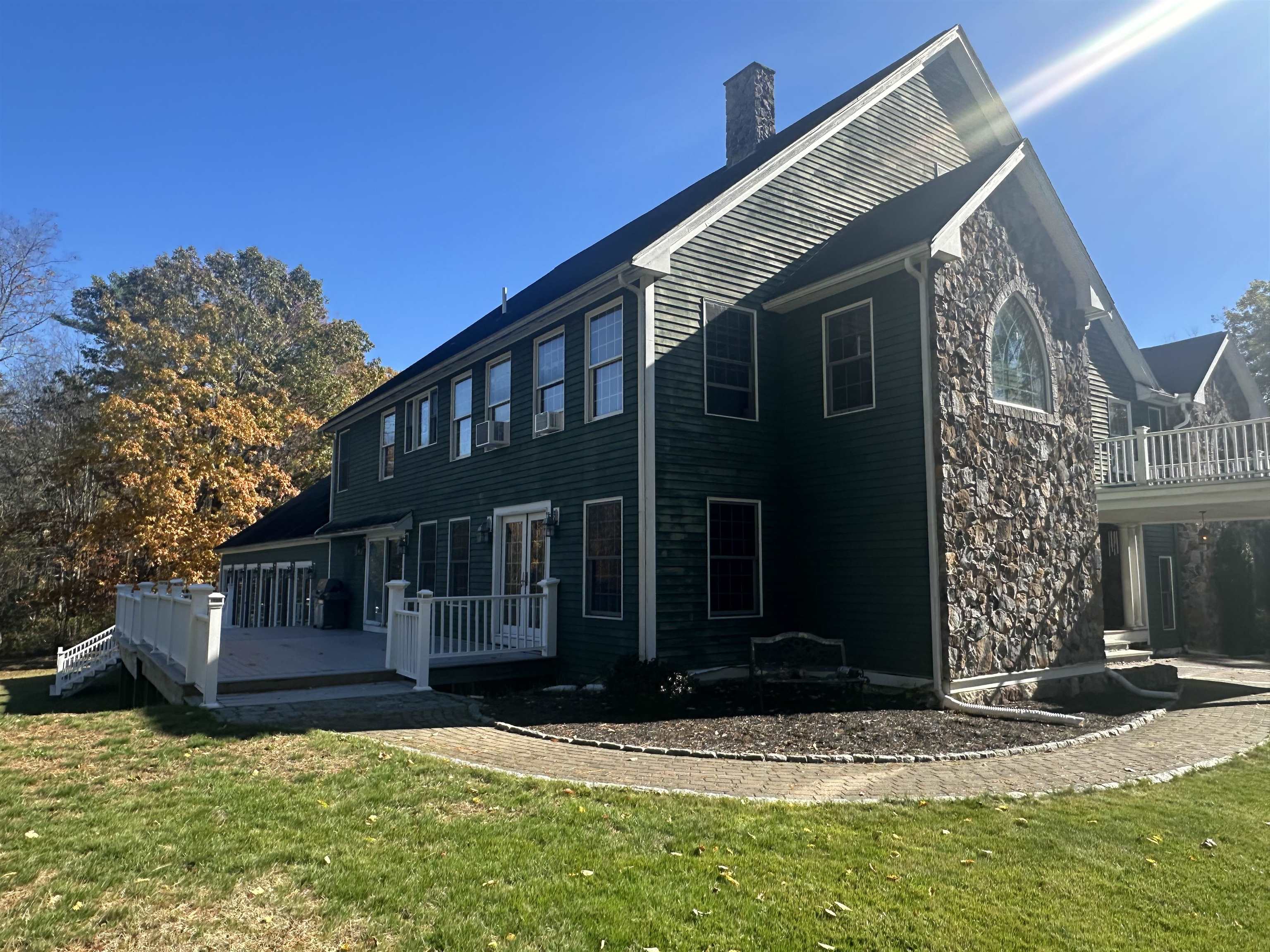 48 Sanborn Rd, East Kingston, NH 03827