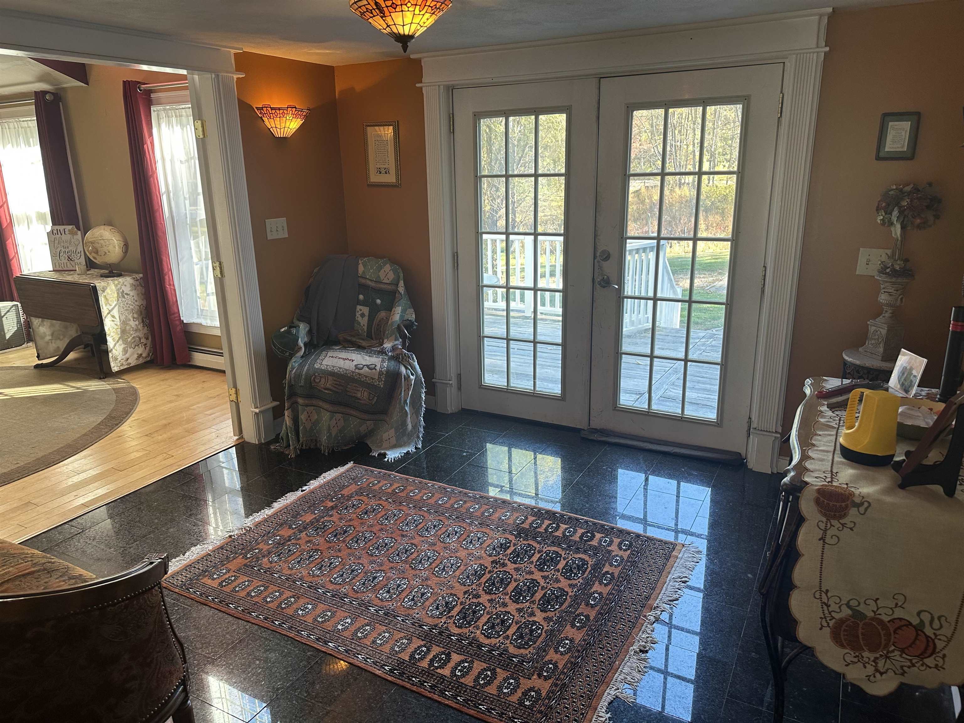 48 Sanborn Rd, East Kingston, NH 03827