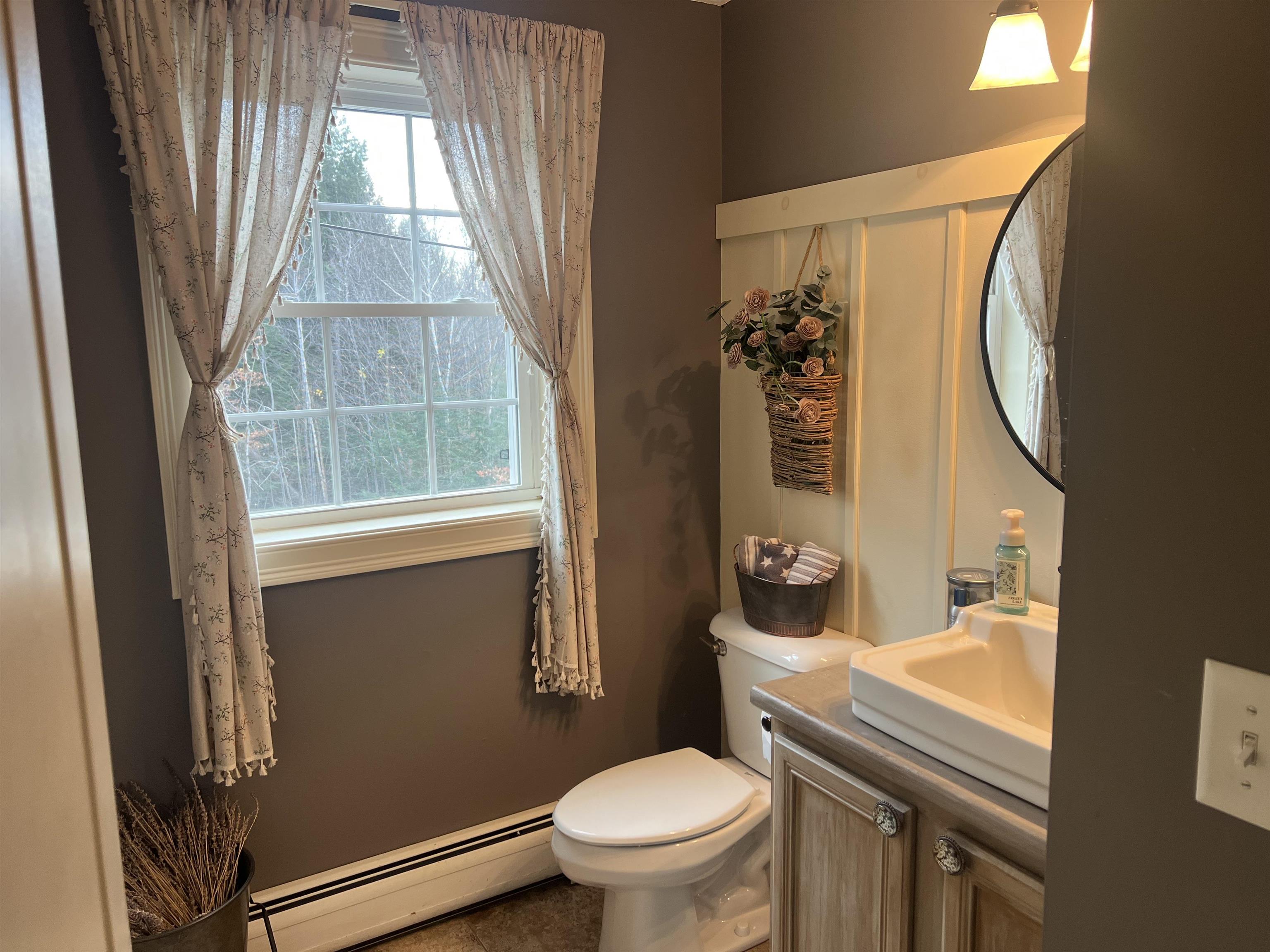 98 Perry Rd, Jaffrey, NH 03452