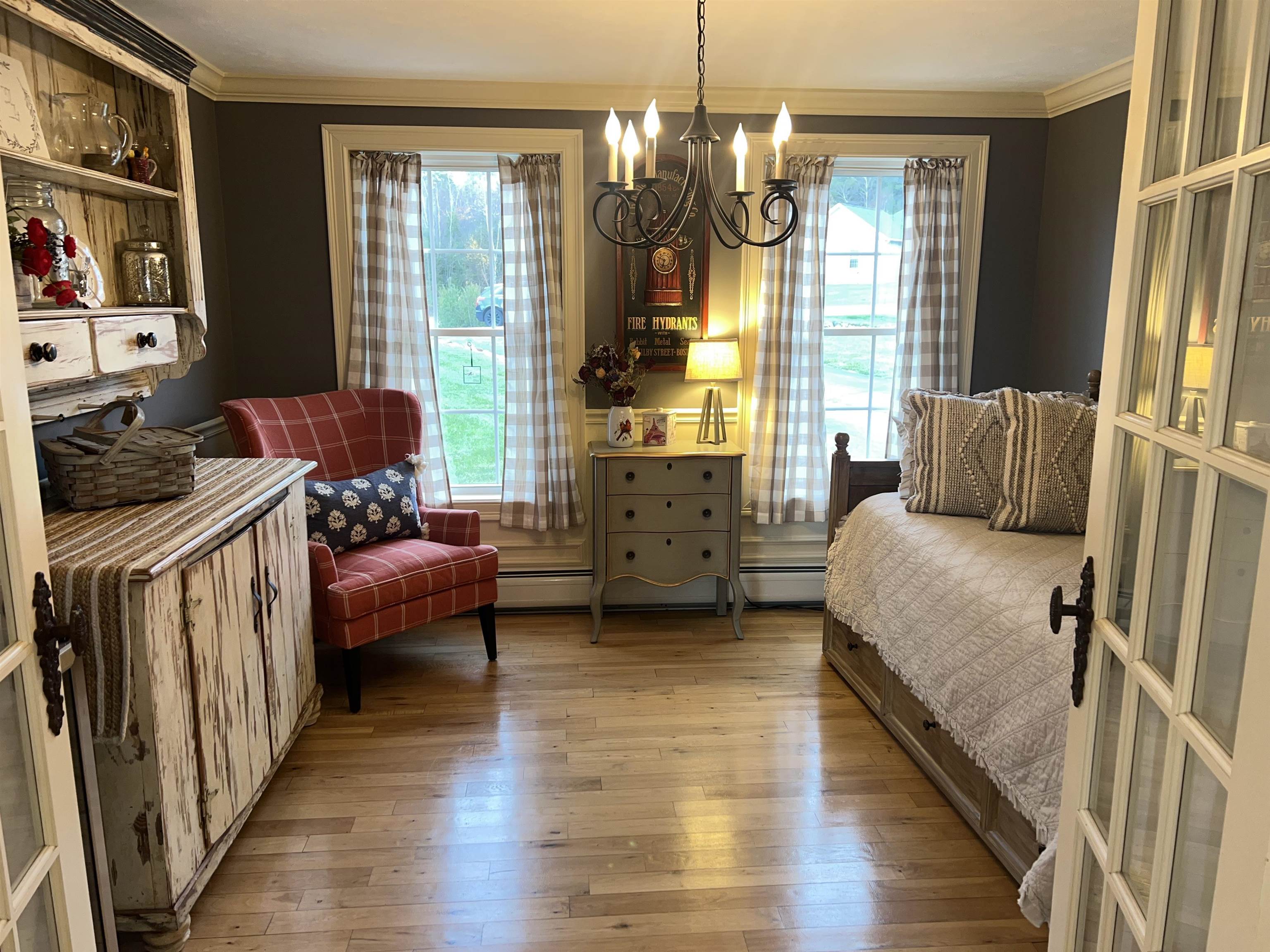 98 Perry Rd, Jaffrey, NH 03452