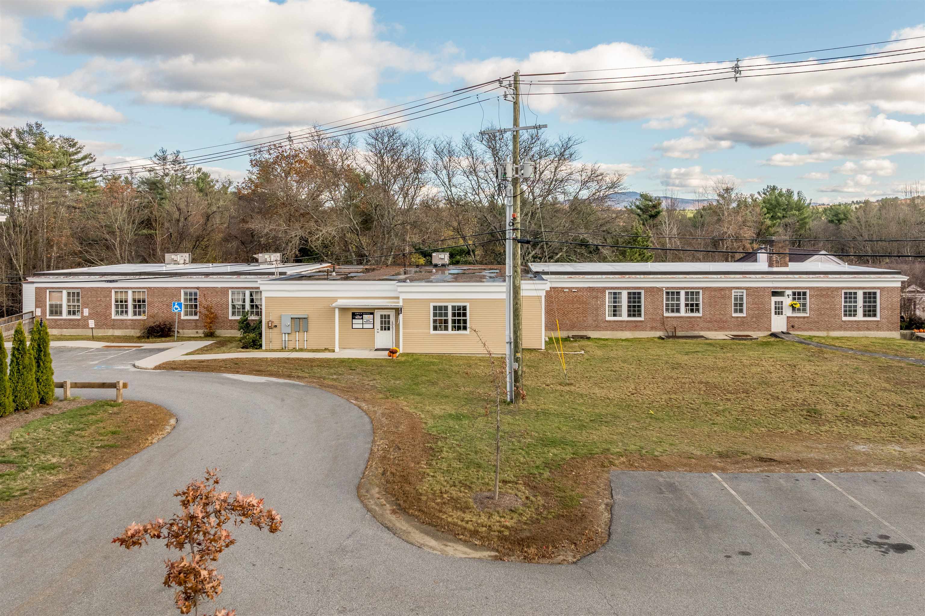 167 Summer St, Newport, NH 03773