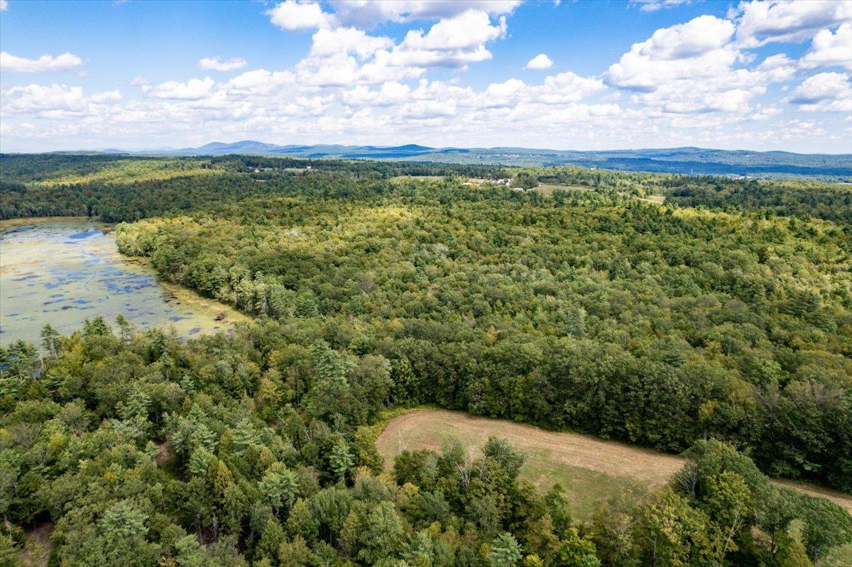 22 Abberton Rd, Canterbury, NH 03224