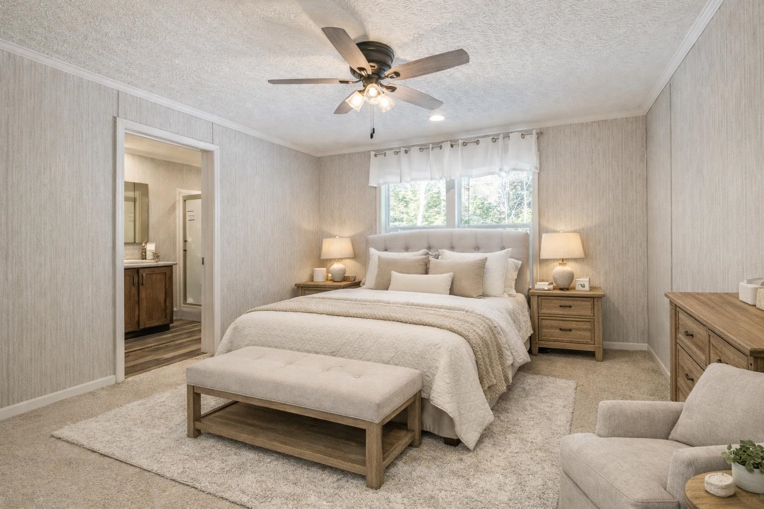 73 Diamondback Dr, Rochester, NH 03868