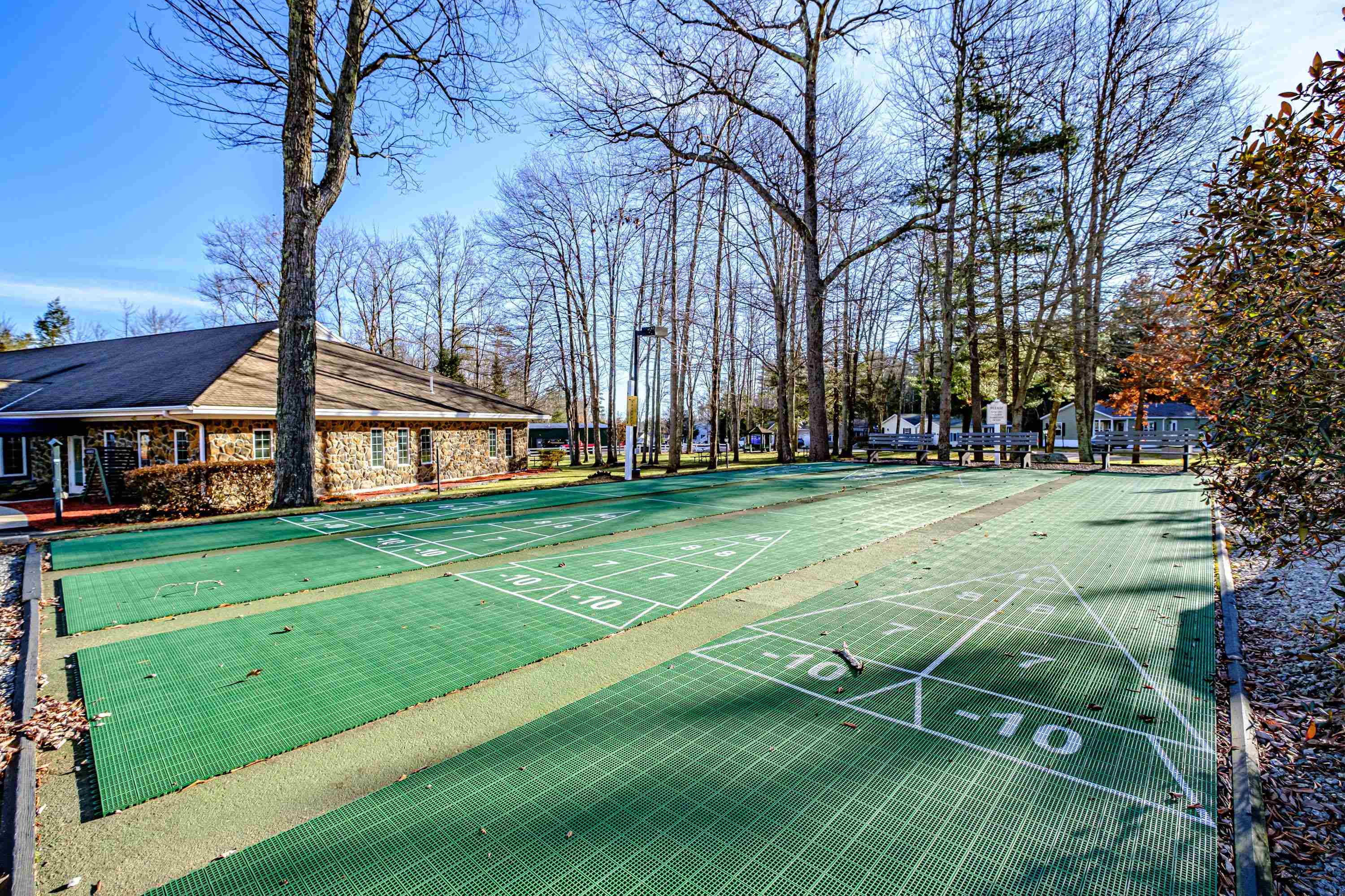 73 Diamondback Dr, Rochester, NH 03868