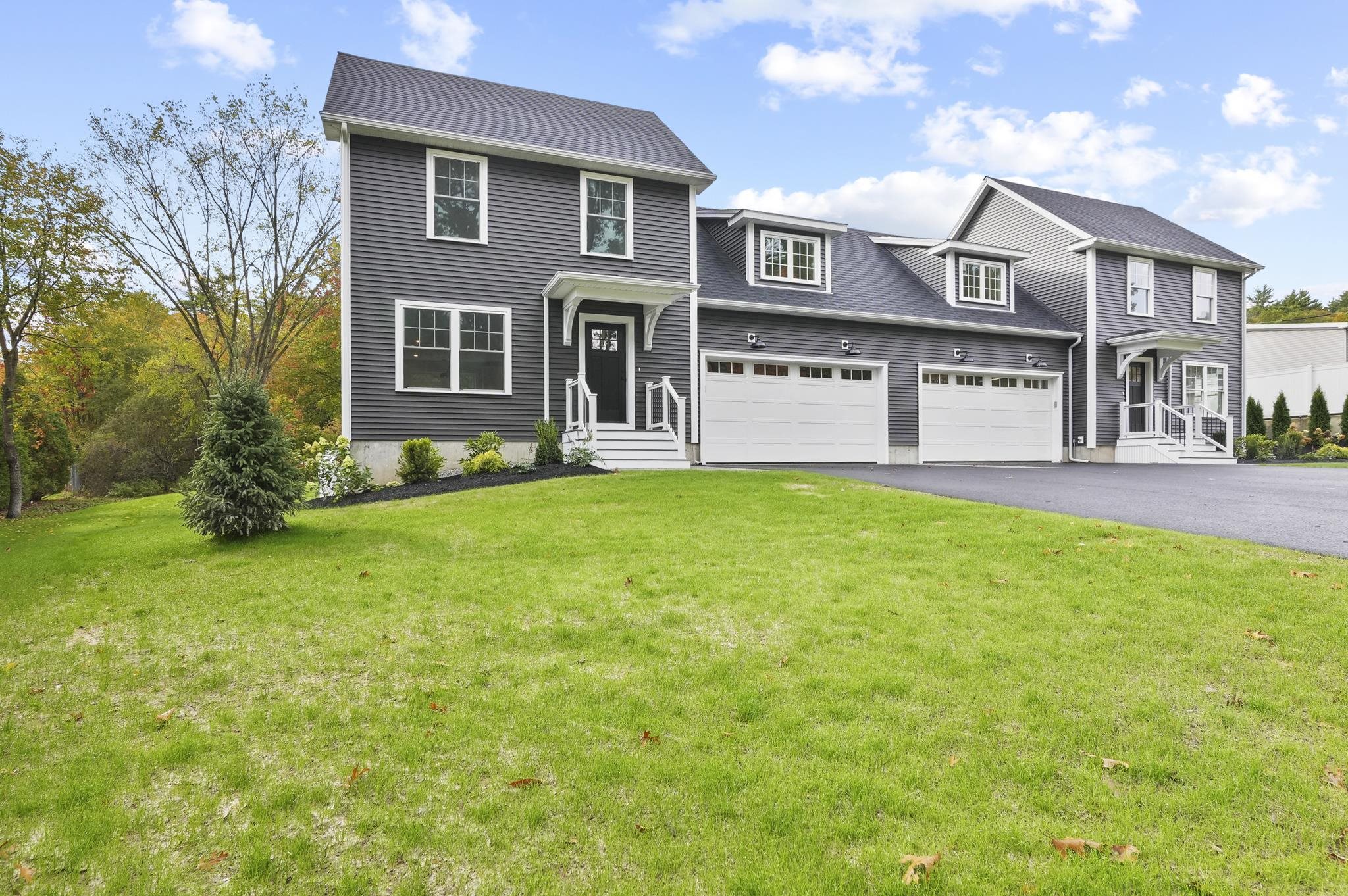 84 Blacksnake Rd, Seabrook, NH 03874